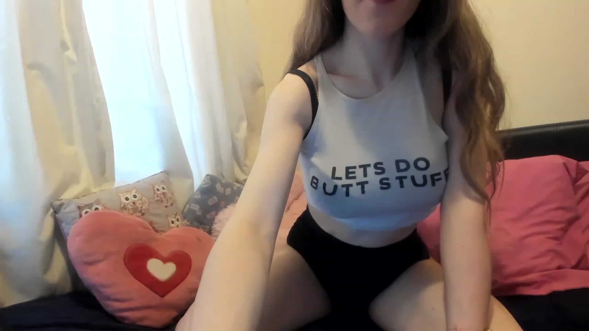 Gallery image thumbnail from MonicaAssUK's myfreecams stream on, 01/03/2023, 12:08 image 16 of 20