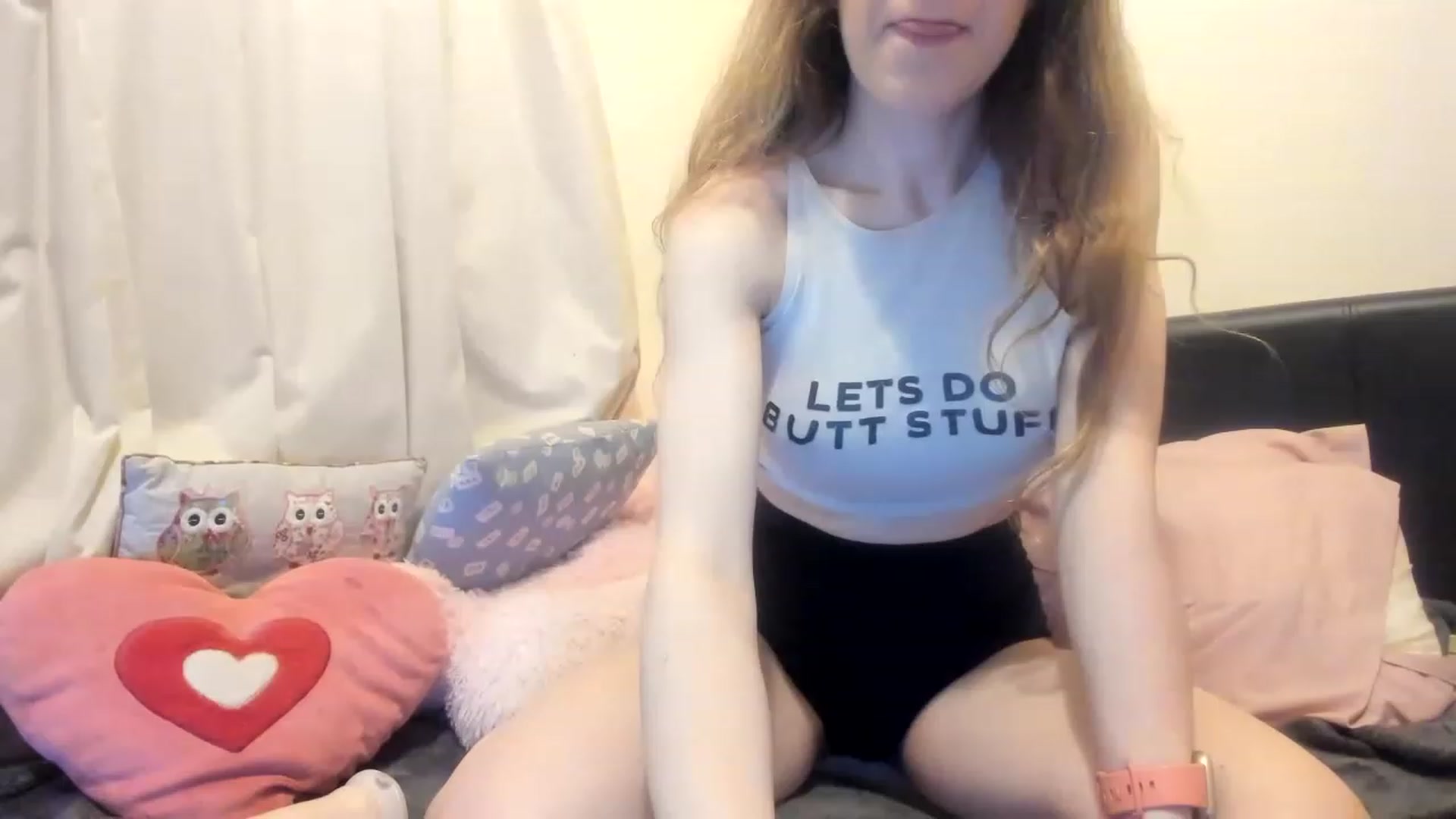 Gallery image thumbnail from MonicaAssUK's myfreecams stream on, 01/10/2023, 19:15 image 17 of 20