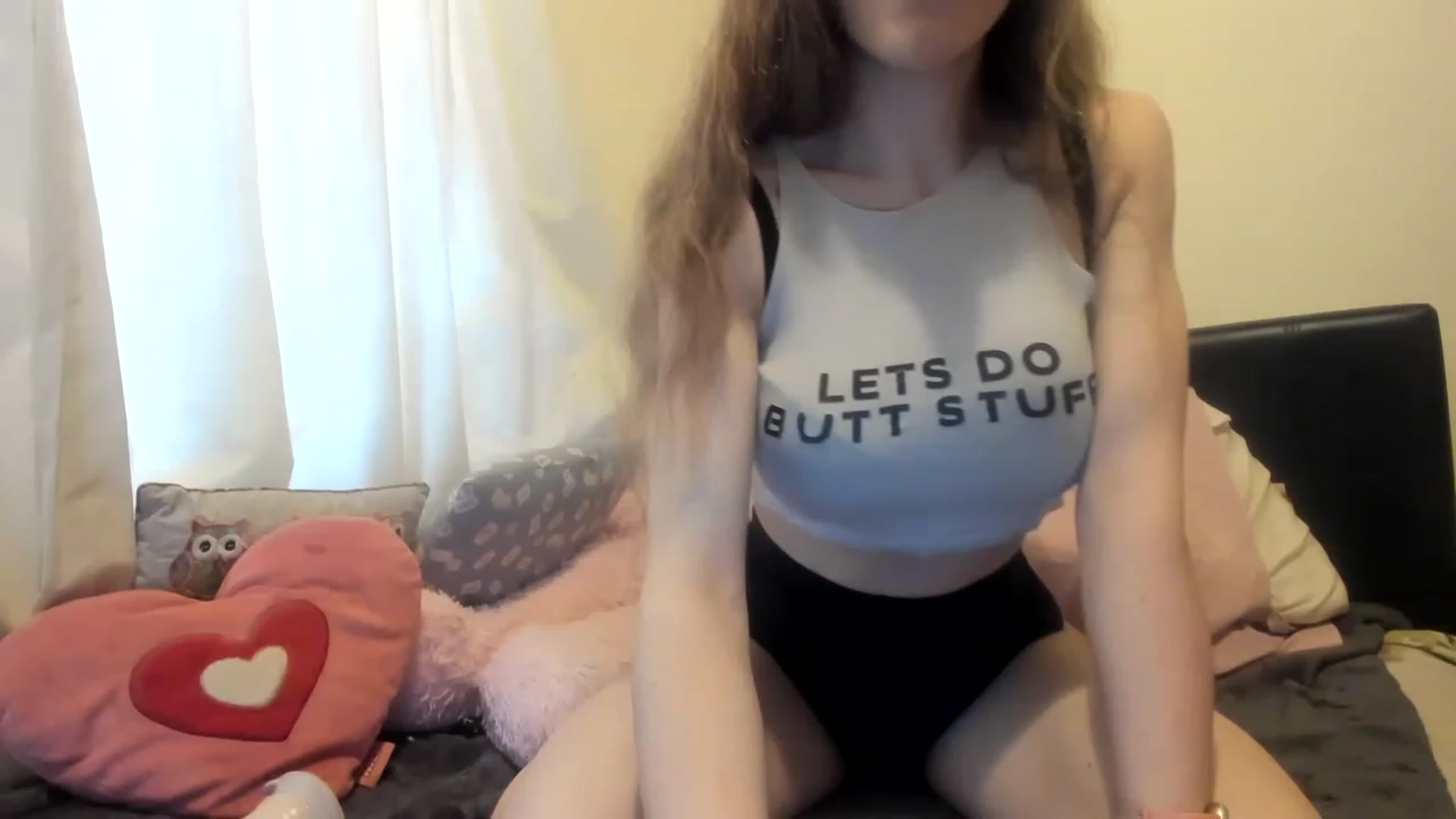 Gallery image thumbnail from MonicaAssUK's myfreecams stream on, 01/12/2023, 11:55 image 16 of 20