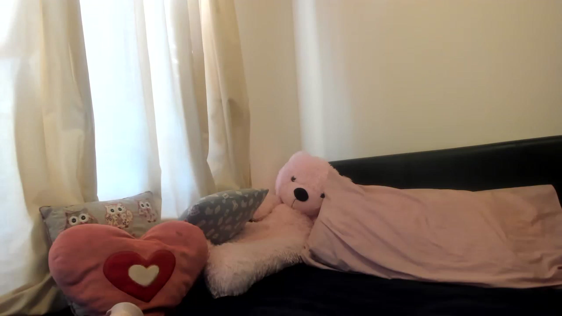 Gallery image thumbnail from MonicaAssUK's myfreecams stream on, 01/13/2023, 11:53 image 14 of 20