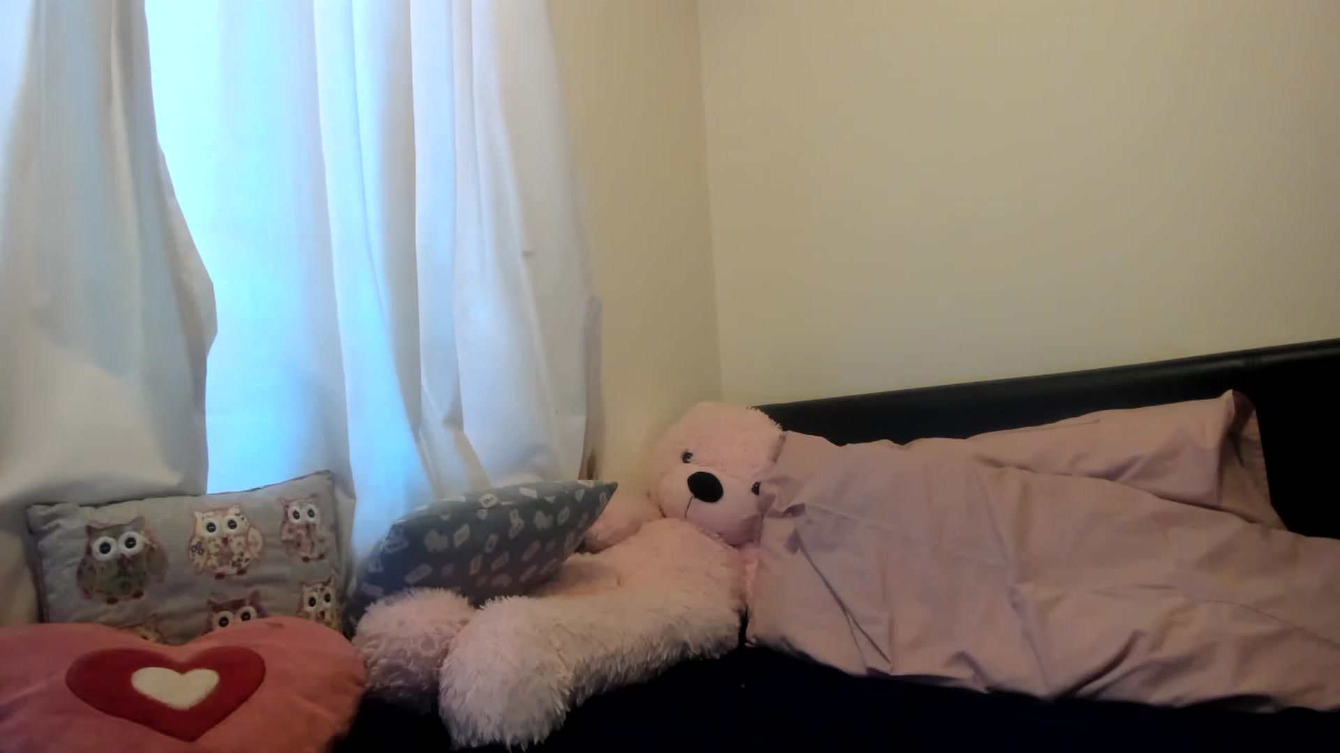 Gallery image thumbnail from MonicaAssUK's myfreecams stream on, 01/16/2023, 14:12 image 15 of 20