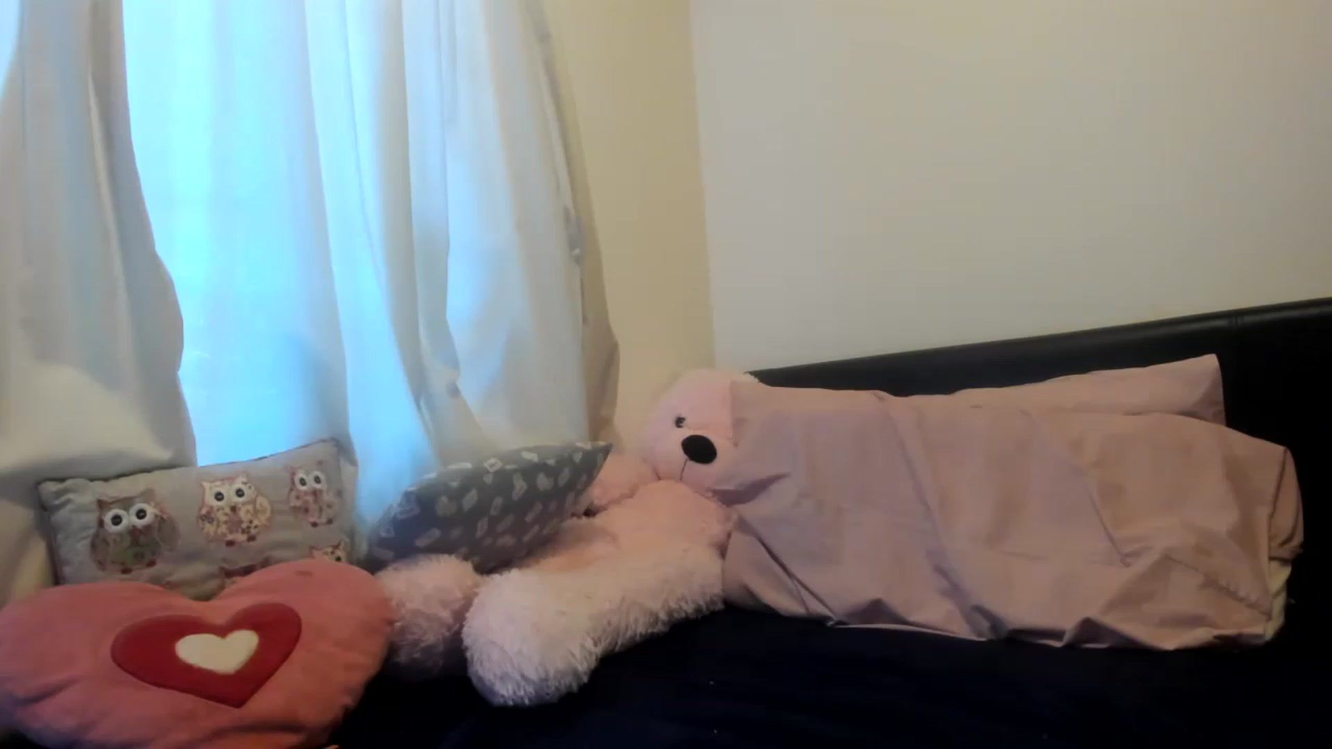 Gallery image thumbnail from MonicaAssUK's myfreecams stream on, 01/17/2023, 14:36 image 7 of 20