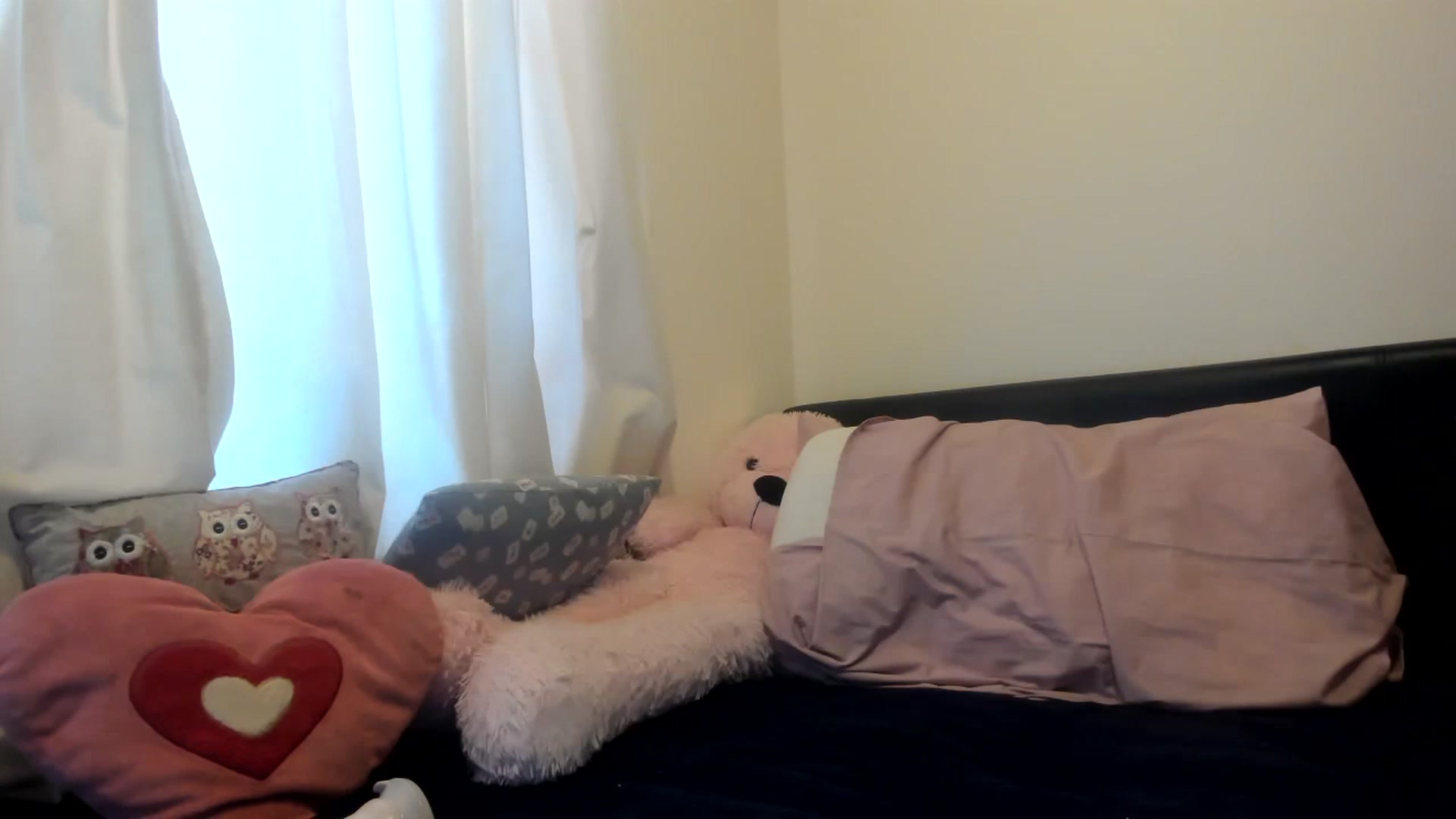 Gallery image thumbnail from MonicaAssUK's myfreecams stream on, 01/19/2023, 12:33 image 5 of 20