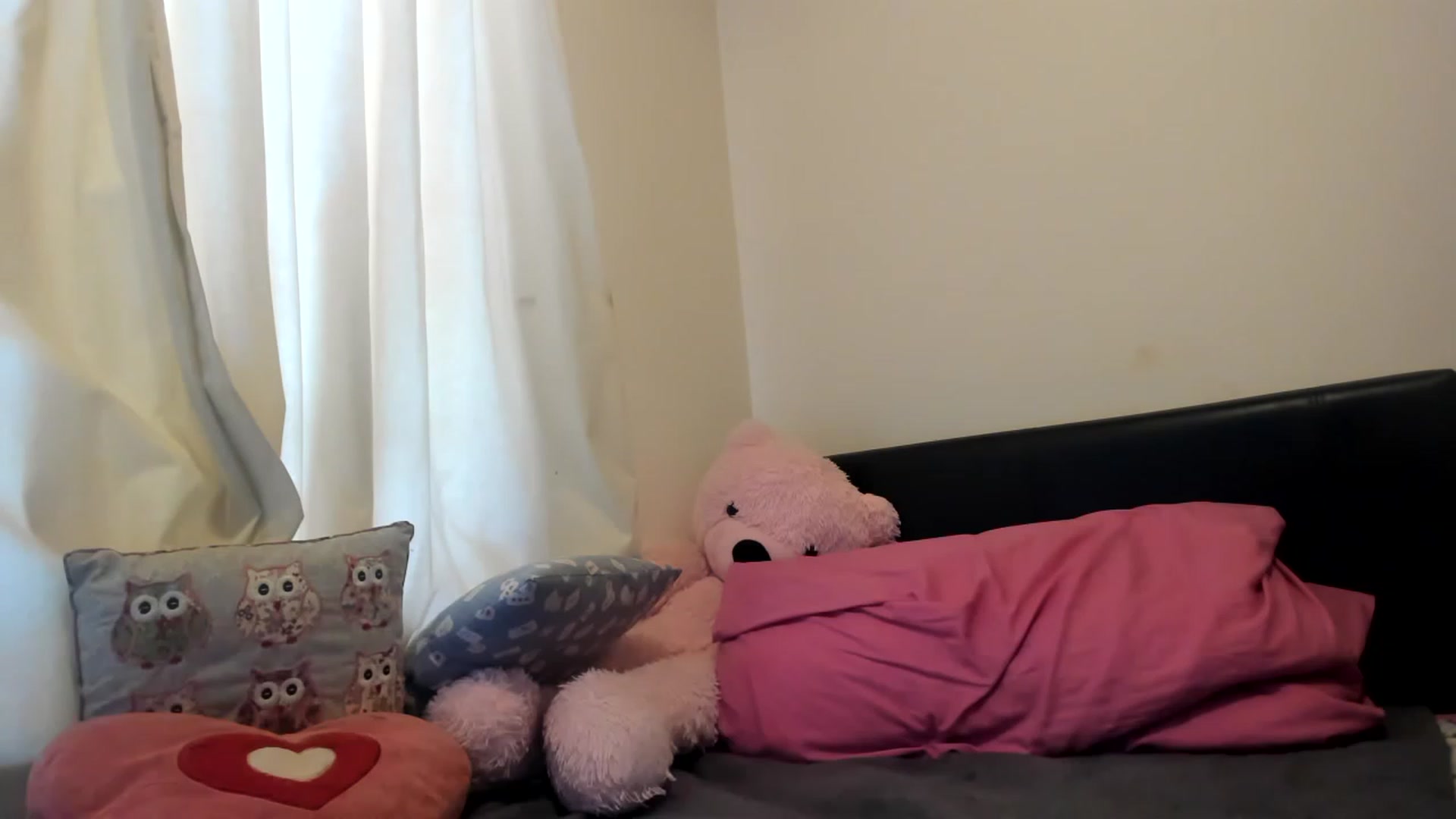 Gallery image thumbnail from MonicaAssUK's myfreecams stream on, 02/04/2023, 13:56 image 10 of 20