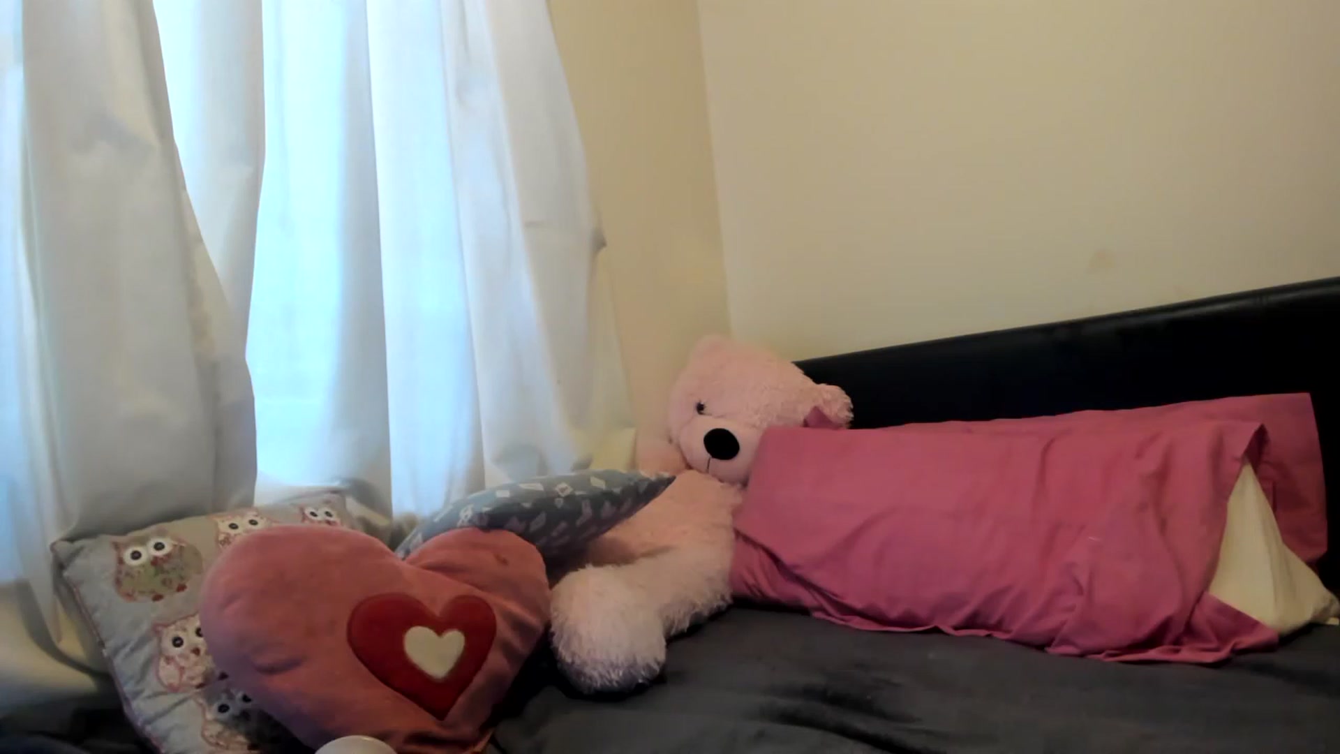 Gallery image thumbnail from MonicaAssUK's myfreecams stream on, 02/07/2023, 15:02 image 18 of 20
