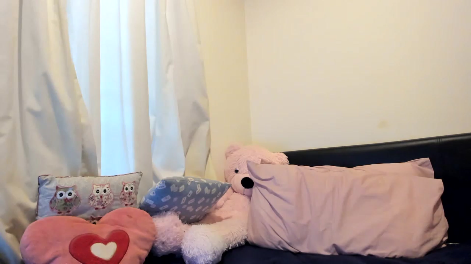 Gallery image thumbnail from MonicaAssUK's myfreecams stream on, 02/09/2023, 16:43 image 10 of 20