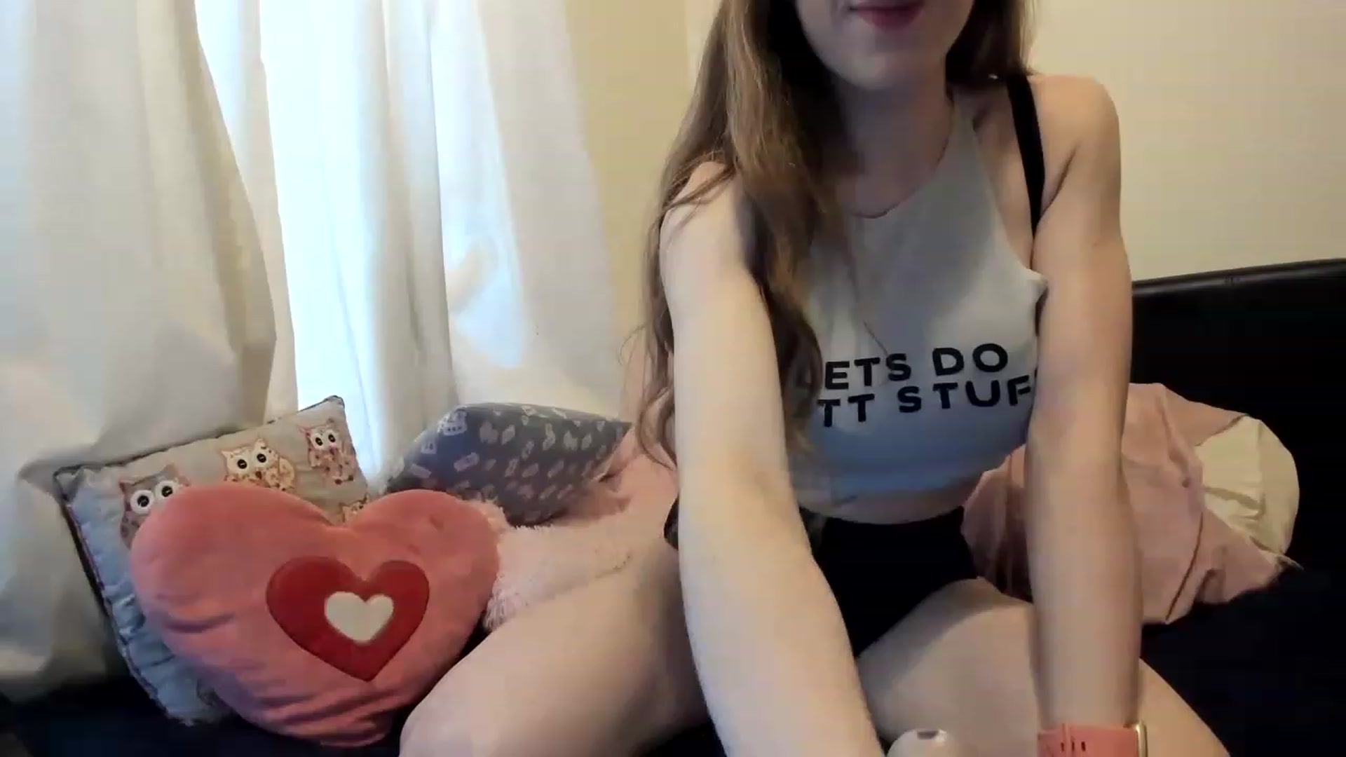 Gallery image thumbnail from MonicaAssUK's myfreecams stream on, 02/14/2023, 10:42 image 16 of 20