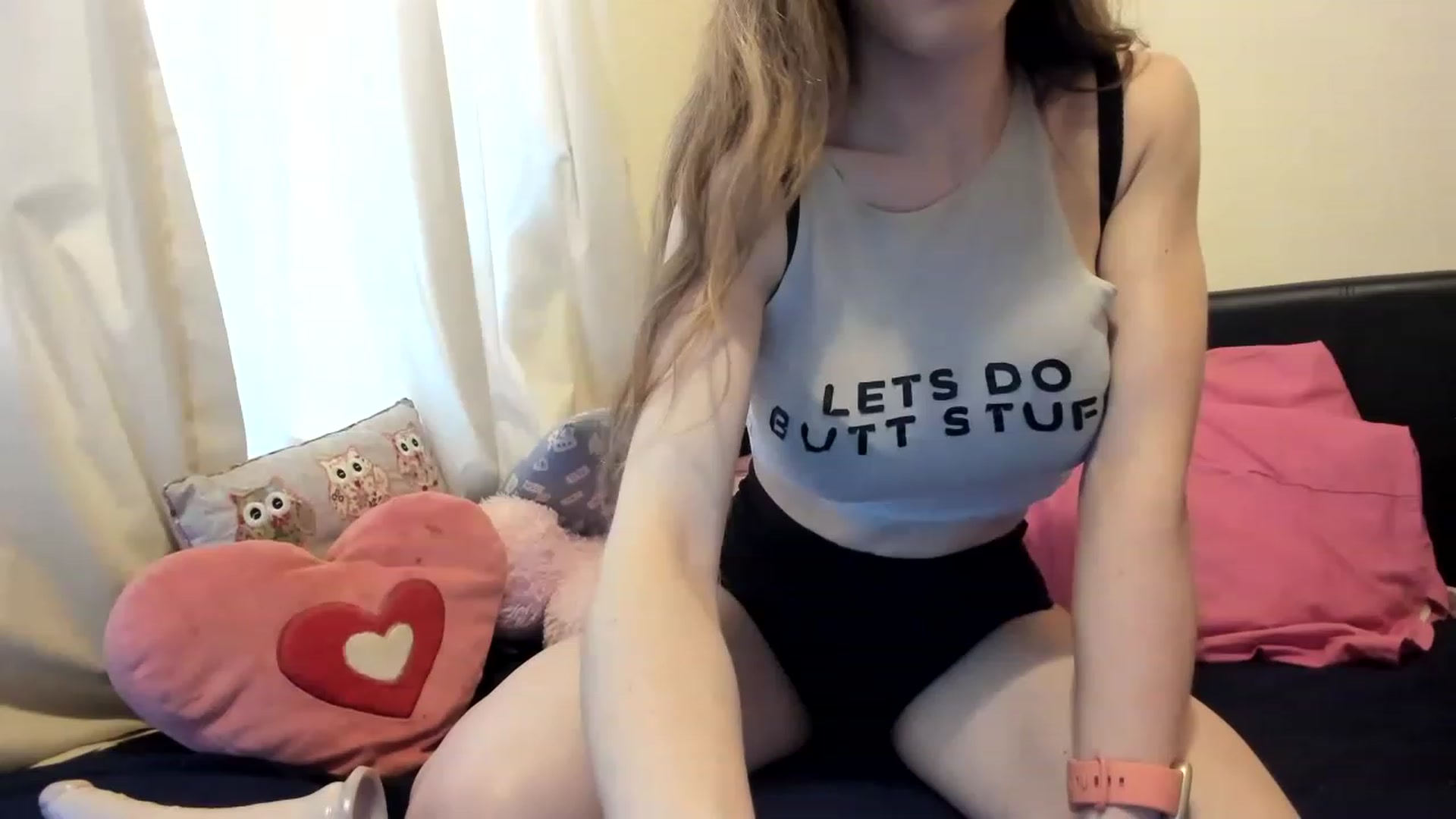 Gallery image thumbnail from MonicaAssUK's myfreecams stream on, 03/16/2023, 14:44 image 4 of 20