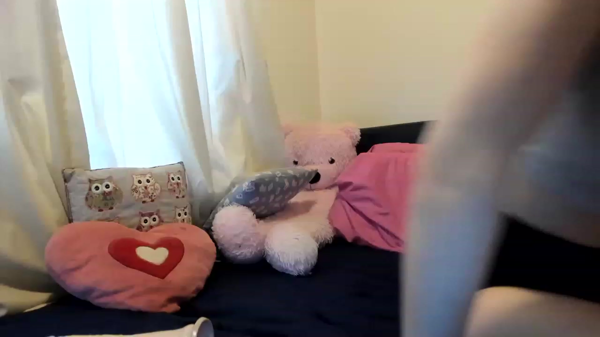 Gallery image thumbnail from MonicaAssUK's myfreecams stream on, 03/16/2023, 14:44 image 18 of 20