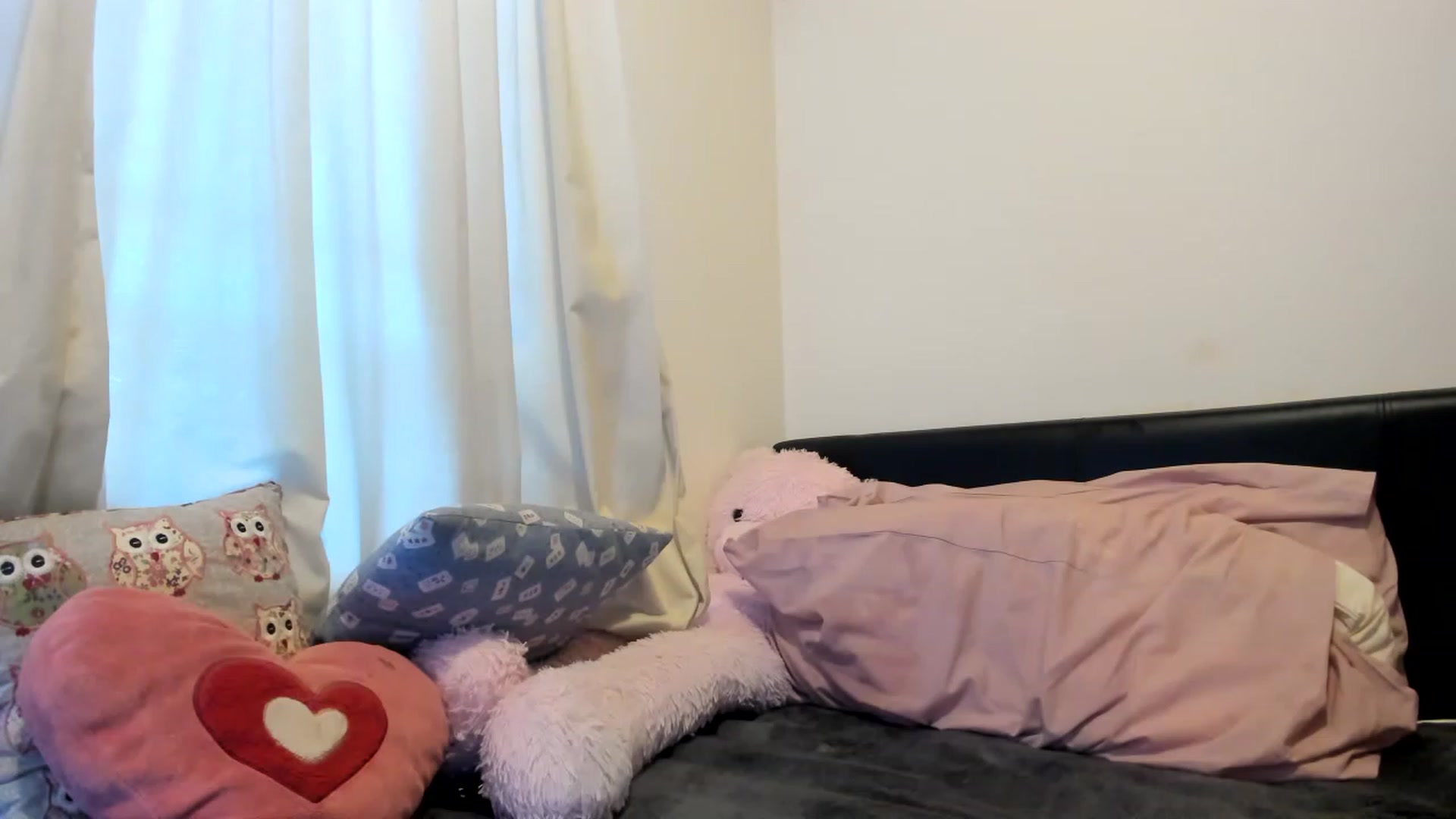 Gallery image thumbnail from MonicaAssUK's myfreecams stream on, 04/06/2023, 18:22 image 20 of 20