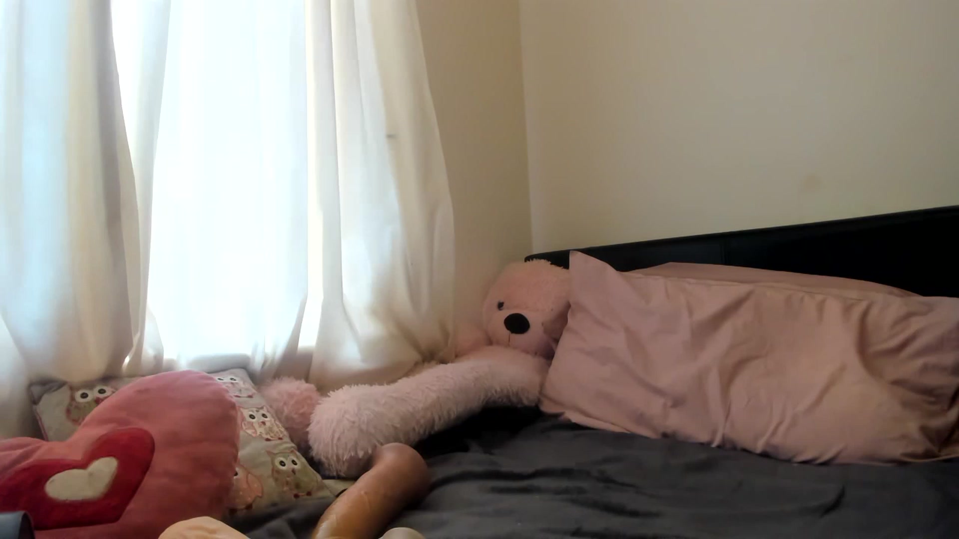 Gallery image thumbnail from MonicaAssUK's myfreecams stream on, 05/02/2023, 11:07 image 12 of 20