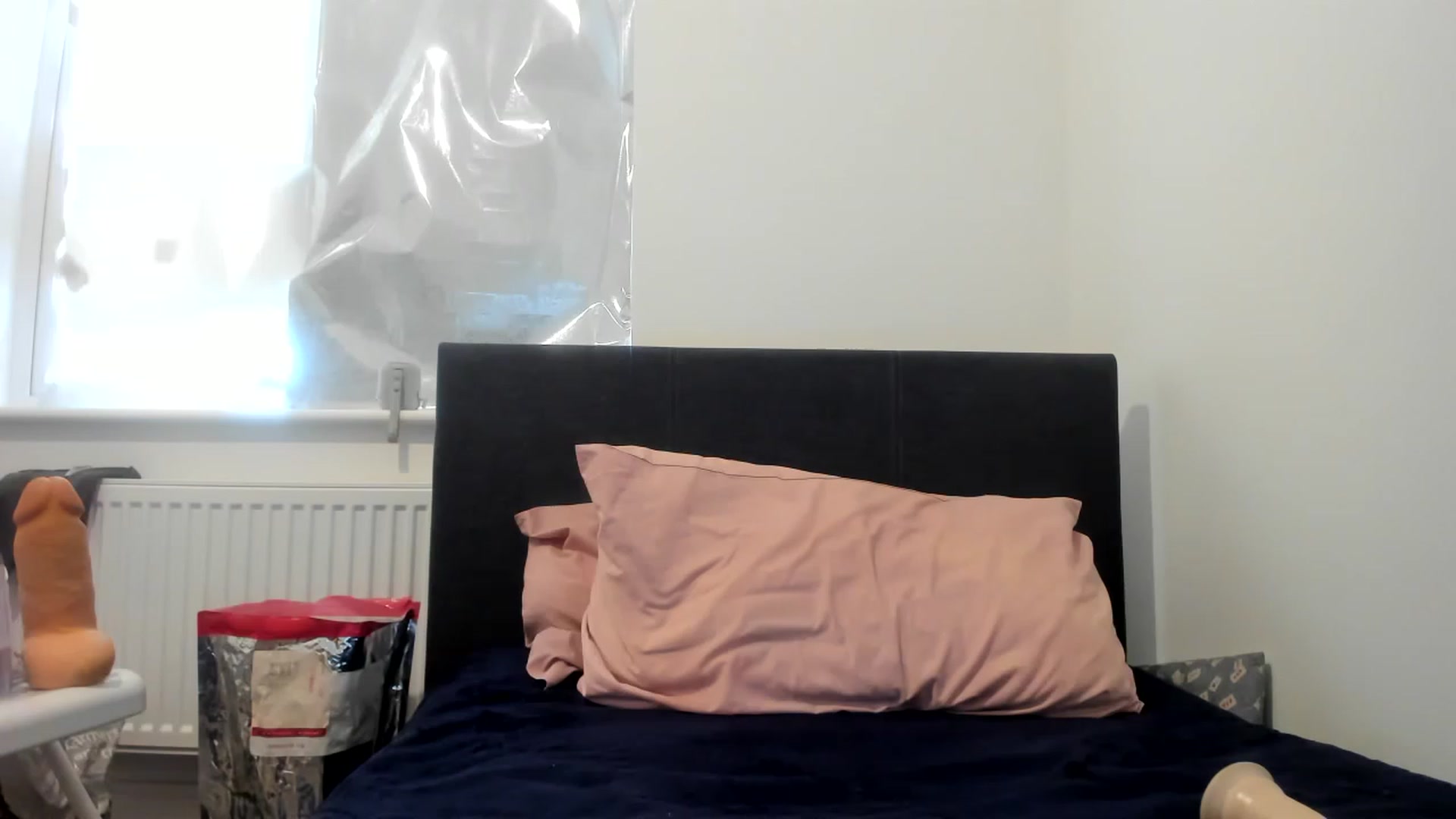 Gallery image thumbnail from MonicaAssUK's myfreecams stream on, 05/12/2023, 11:04 image 20 of 20