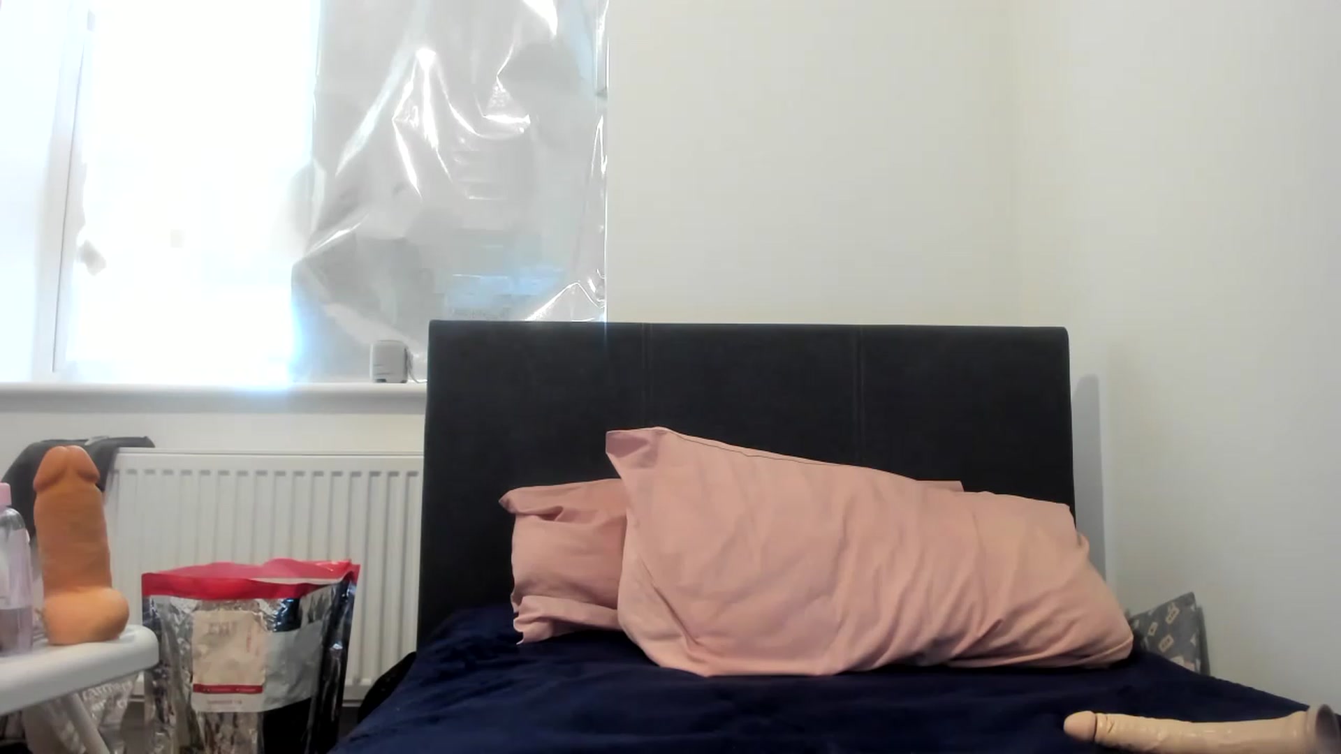 Gallery image thumbnail from MonicaAssUK's myfreecams stream on, 05/12/2023, 14:19 image 4 of 20