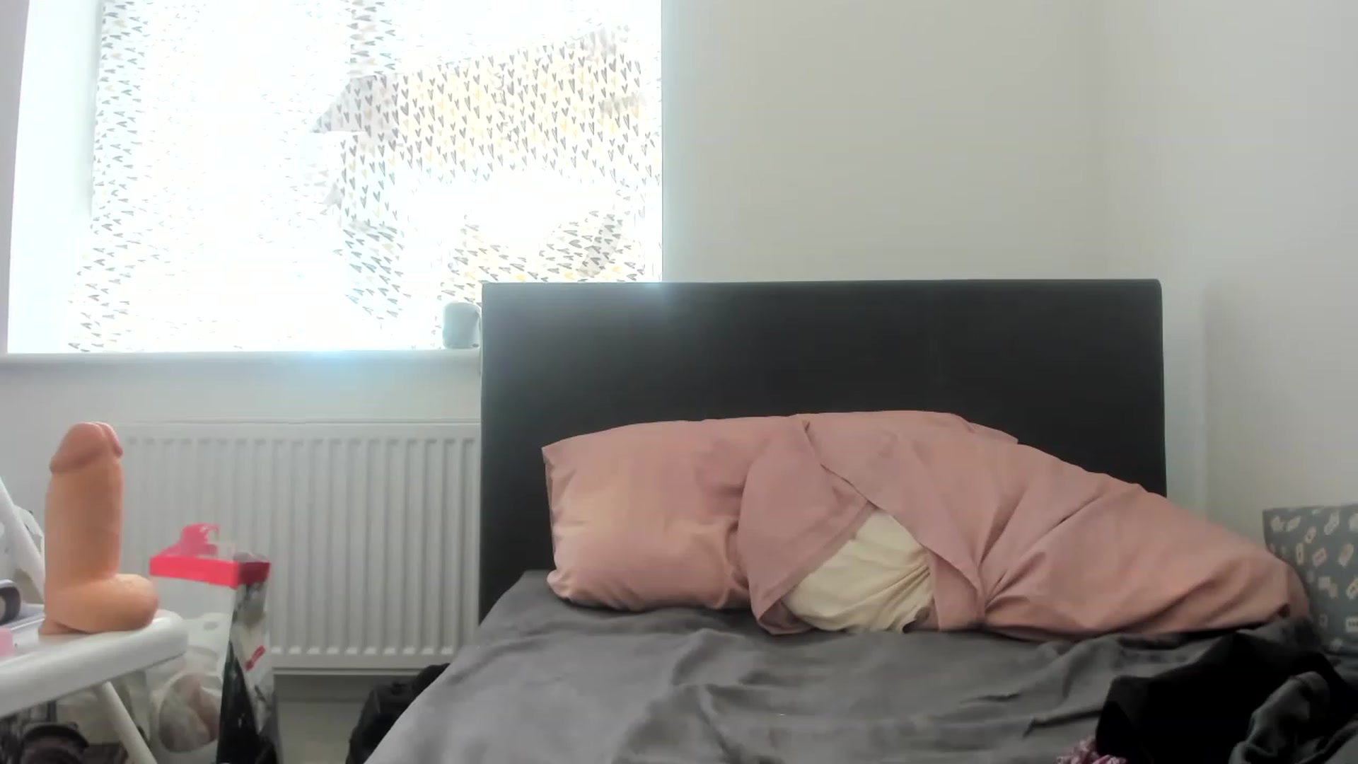 Gallery image thumbnail from MonicaAssUK's myfreecams stream on, 05/20/2023, 12:19 image 8 of 20