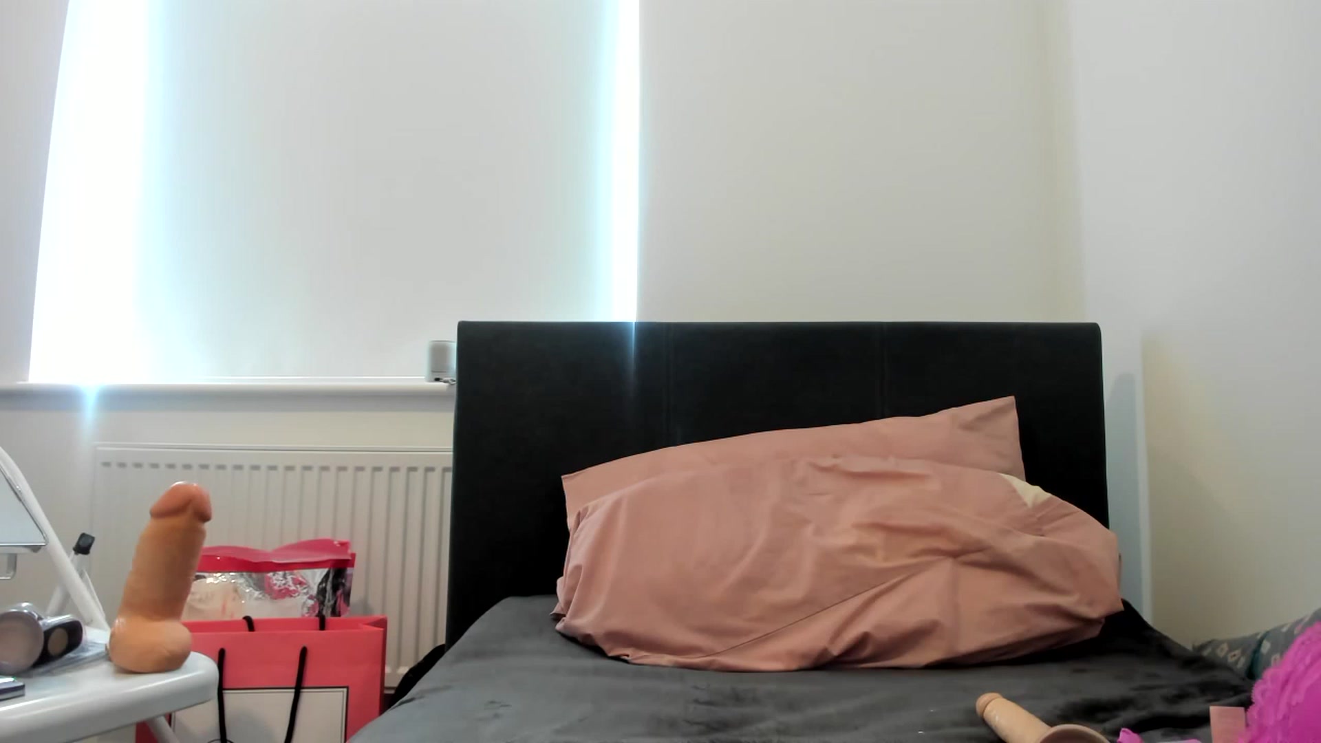 Gallery image thumbnail from MonicaAssUK's myfreecams stream on, 06/08/2023, 13:52 image 20 of 20