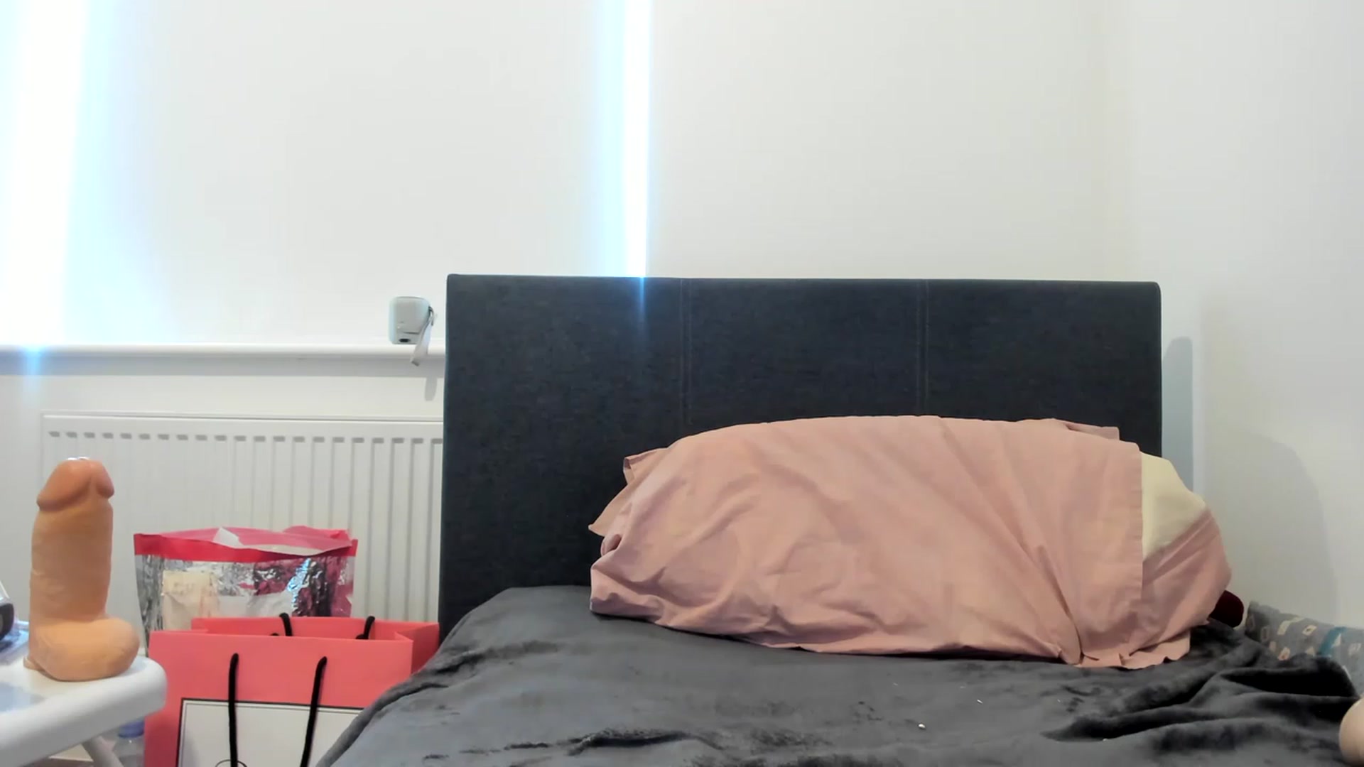 Gallery image thumbnail from MonicaAssUK's myfreecams stream on, 06/09/2023, 18:14 image 18 of 20
