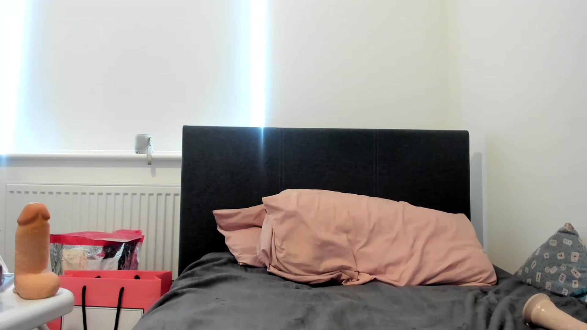 Gallery image thumbnail from MonicaAssUK's myfreecams stream on, 06/12/2023, 10:09 image 4 of 20