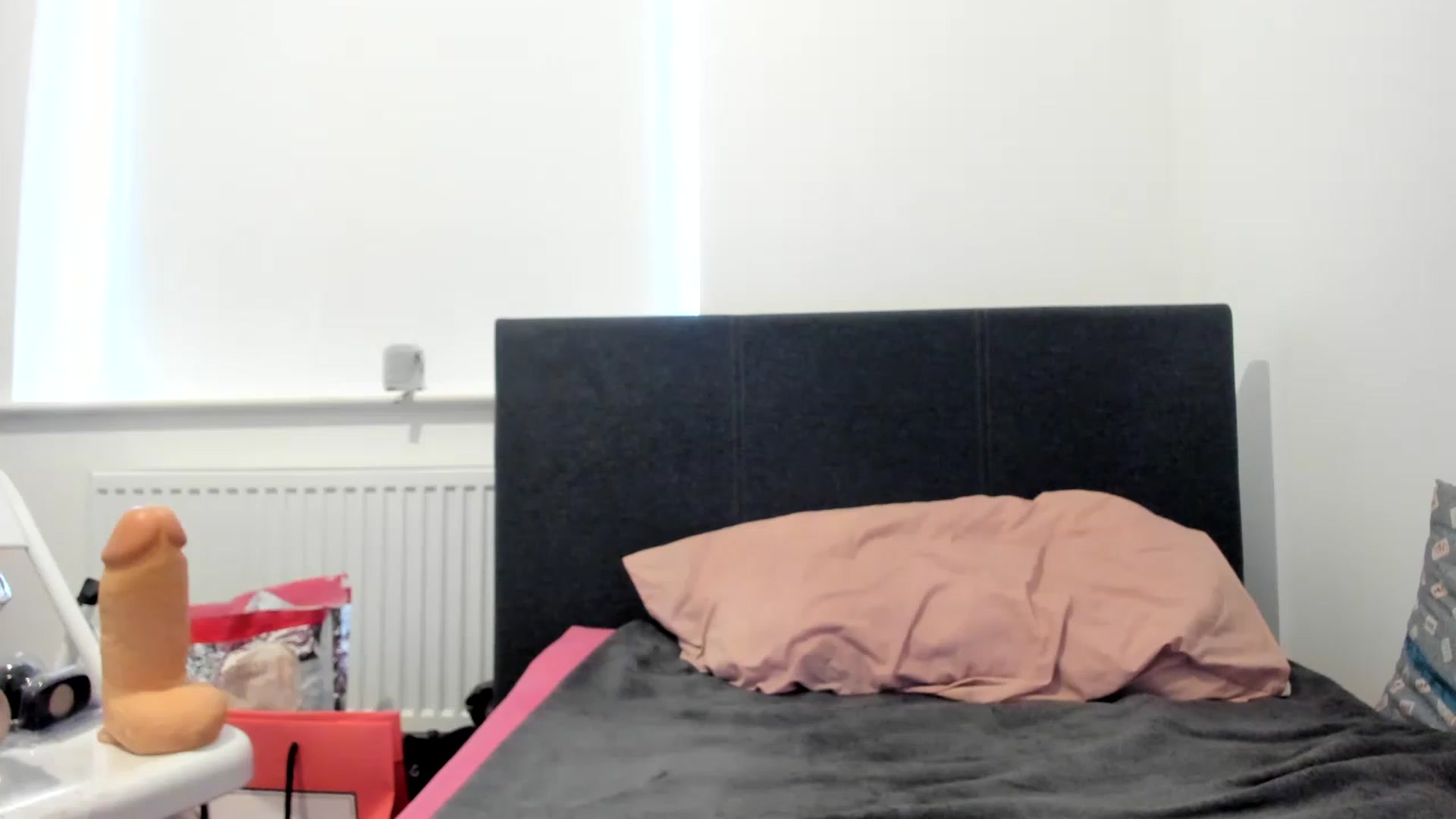 Gallery image thumbnail from MonicaAssUK's myfreecams stream on, 08/01/2023, 08:47 image 13 of 20