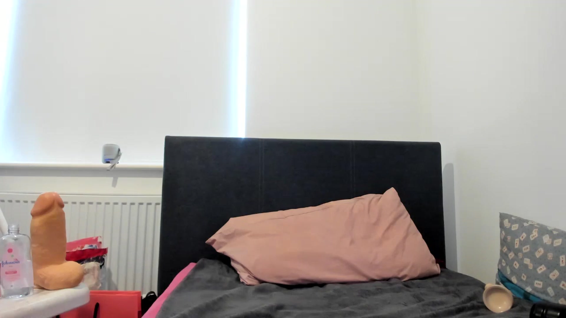 Gallery image thumbnail from MonicaAssUK's myfreecams stream on, 08/05/2023, 12:20 image 6 of 20
