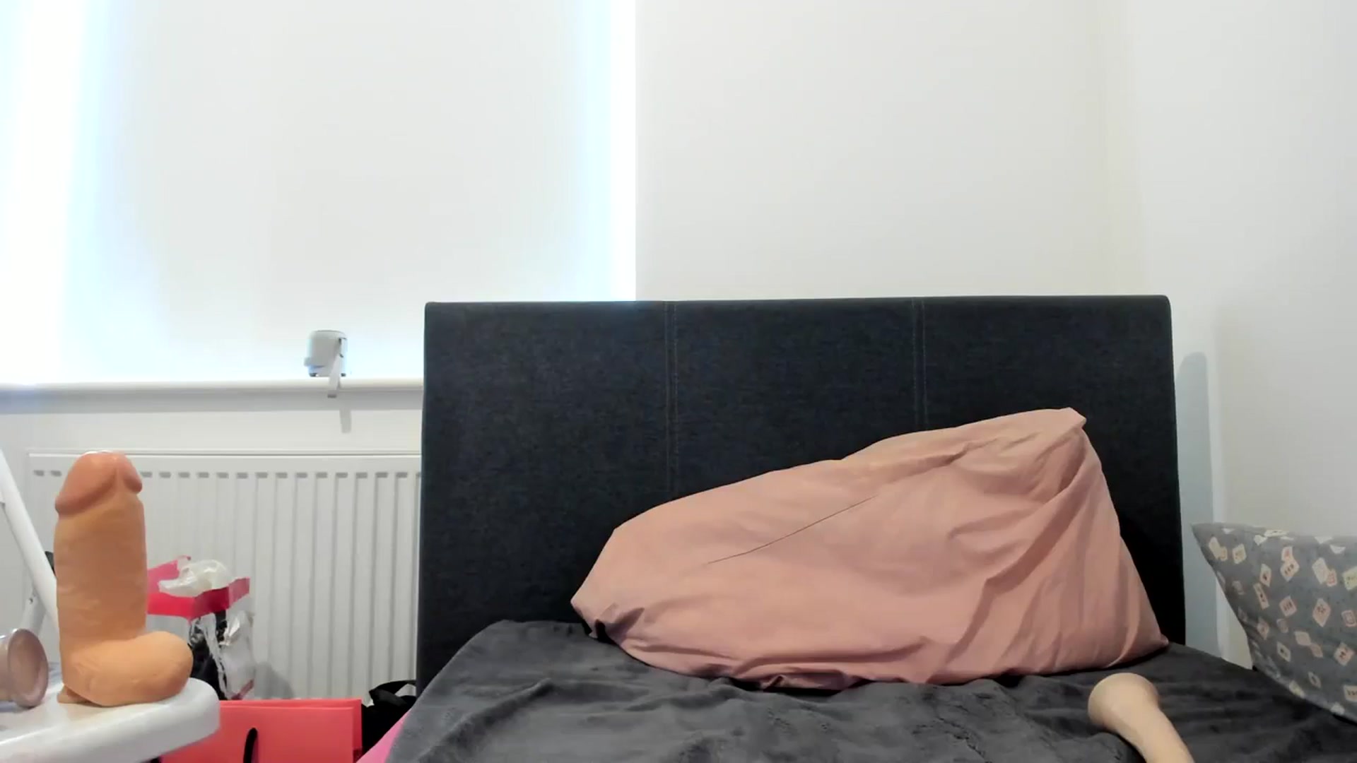 Gallery image thumbnail from MonicaAssUK's myfreecams stream on, 08/06/2023, 12:15 image 10 of 20