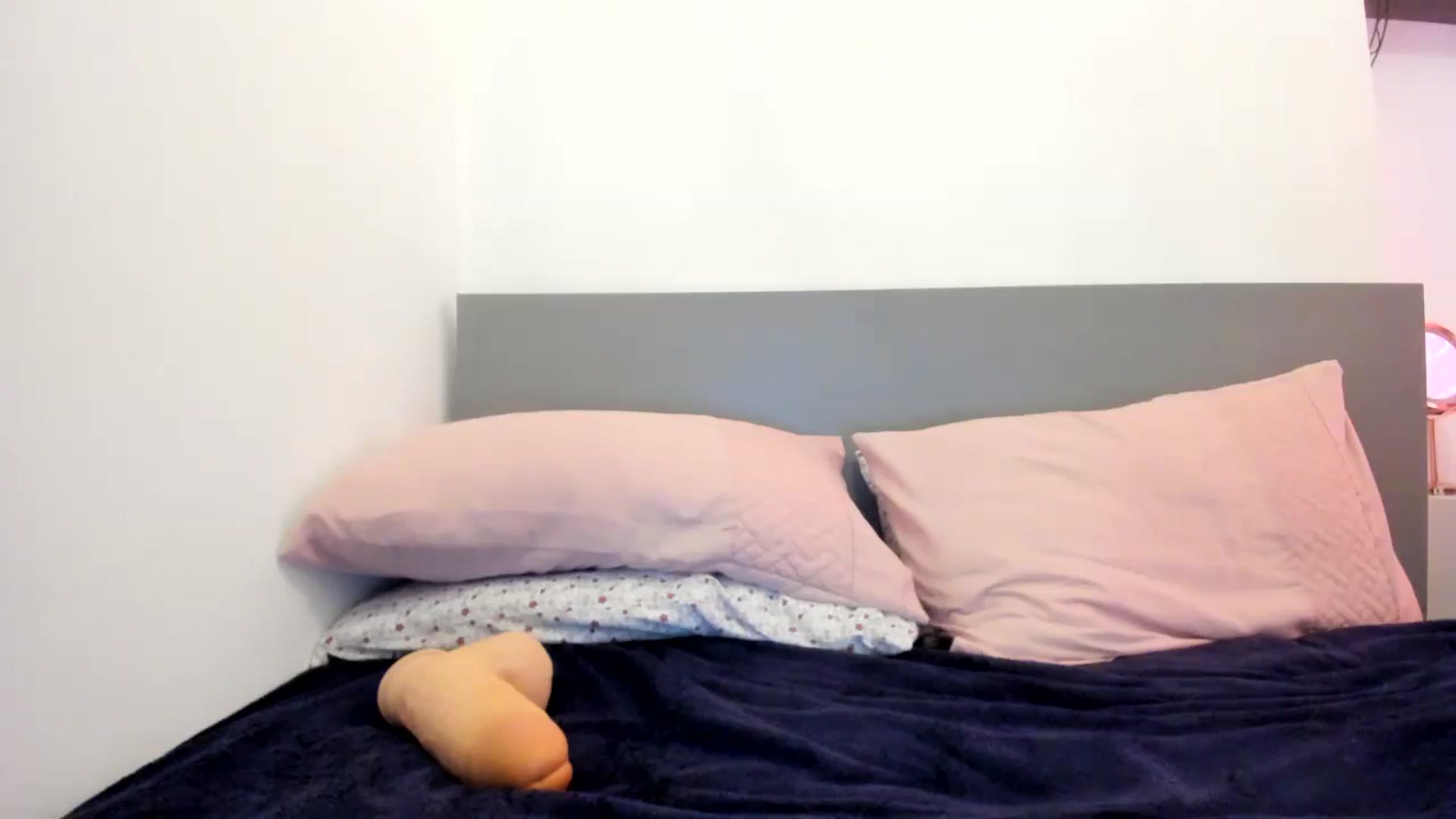 Gallery image thumbnail from MonicaAssUK's myfreecams stream on, 07/17/2024, 17:46 image 5 of 20