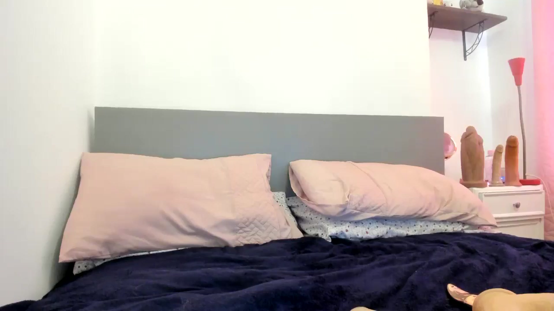 Gallery image thumbnail from MonicaAssUK's myfreecams stream on, 09/27/2024, 11:45 image 20 of 20