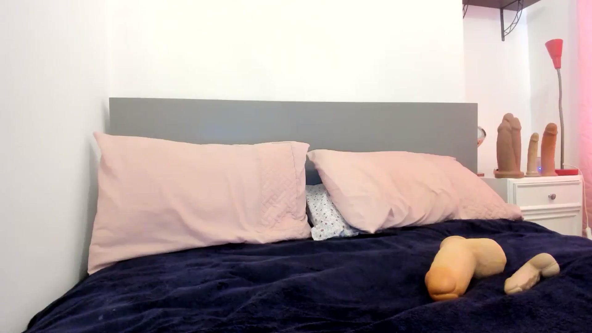 Gallery image thumbnail from MonicaAssUK's myfreecams stream on, 10/07/2024, 11:13 image 19 of 20