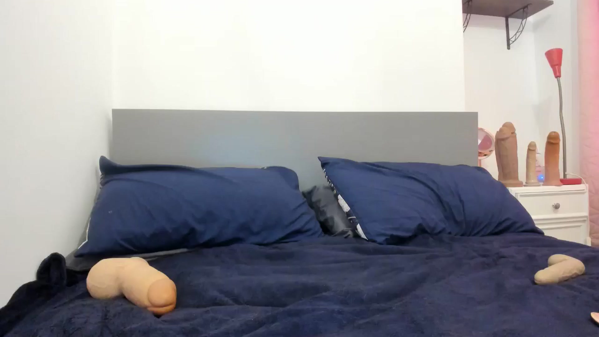Gallery image thumbnail from MonicaAssUK's myfreecams stream on, 11/18/2024, 12:00 image 1 of 20