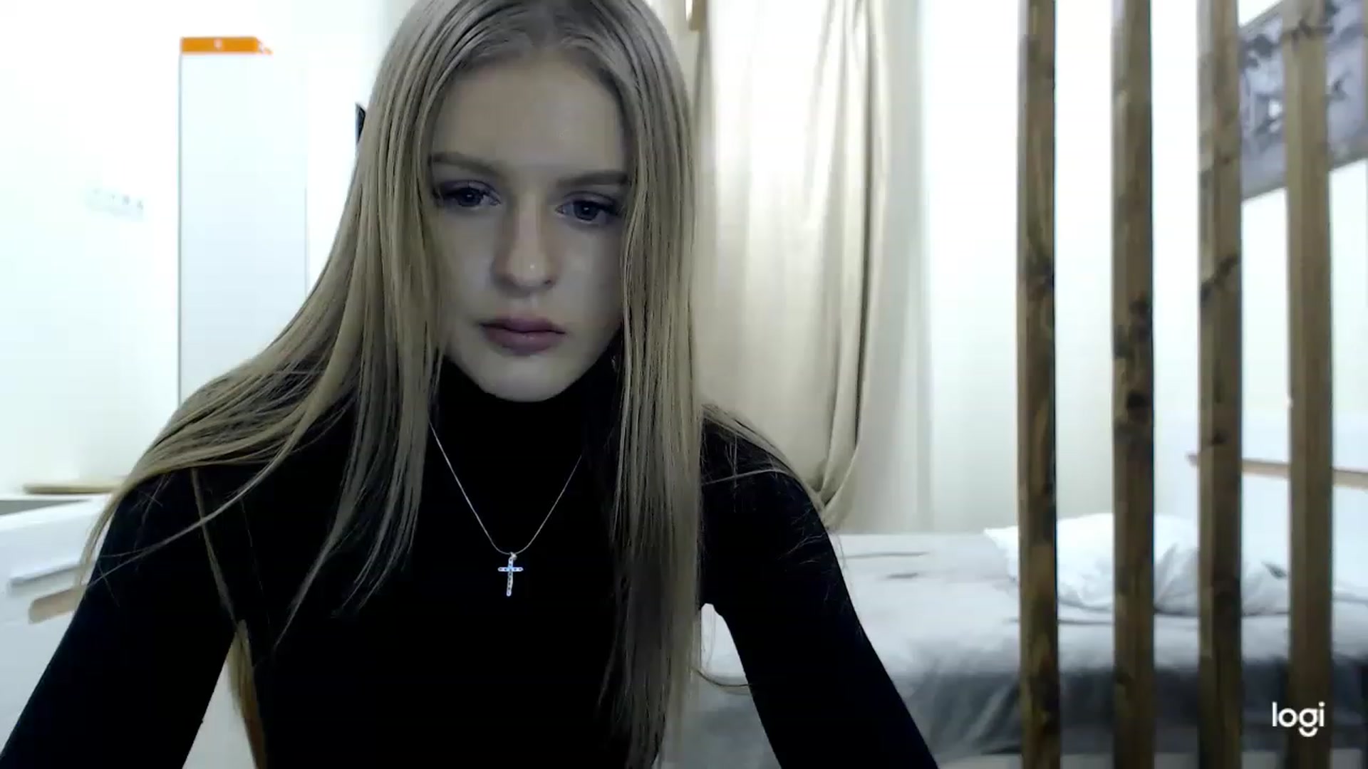 Gallery image thumbnail from MonicaBlondie's myfreecams stream on, 02/26/2023, 17:50 image 16 of 20