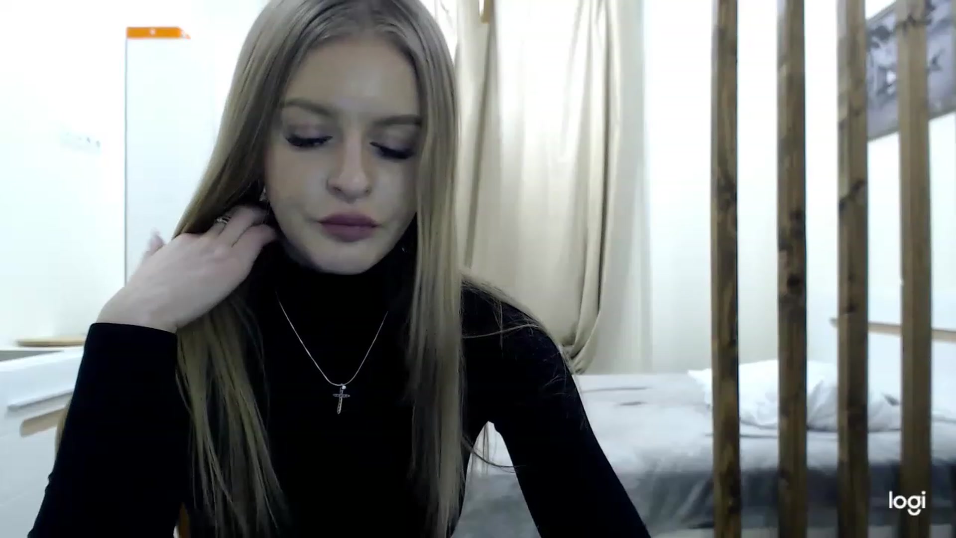Gallery image thumbnail from MonicaBlondie's myfreecams stream on, 02/26/2023, 17:50 image 15 of 20