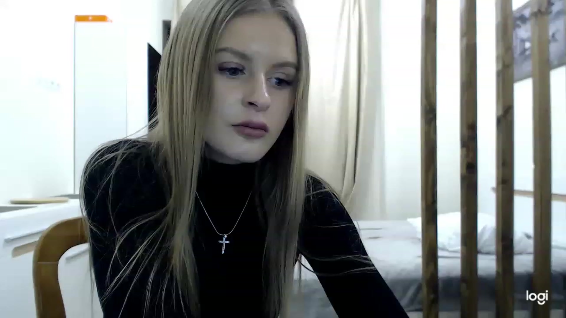 Gallery image thumbnail from MonicaBlondie's myfreecams stream on, 02/26/2023, 17:50 image 12 of 20