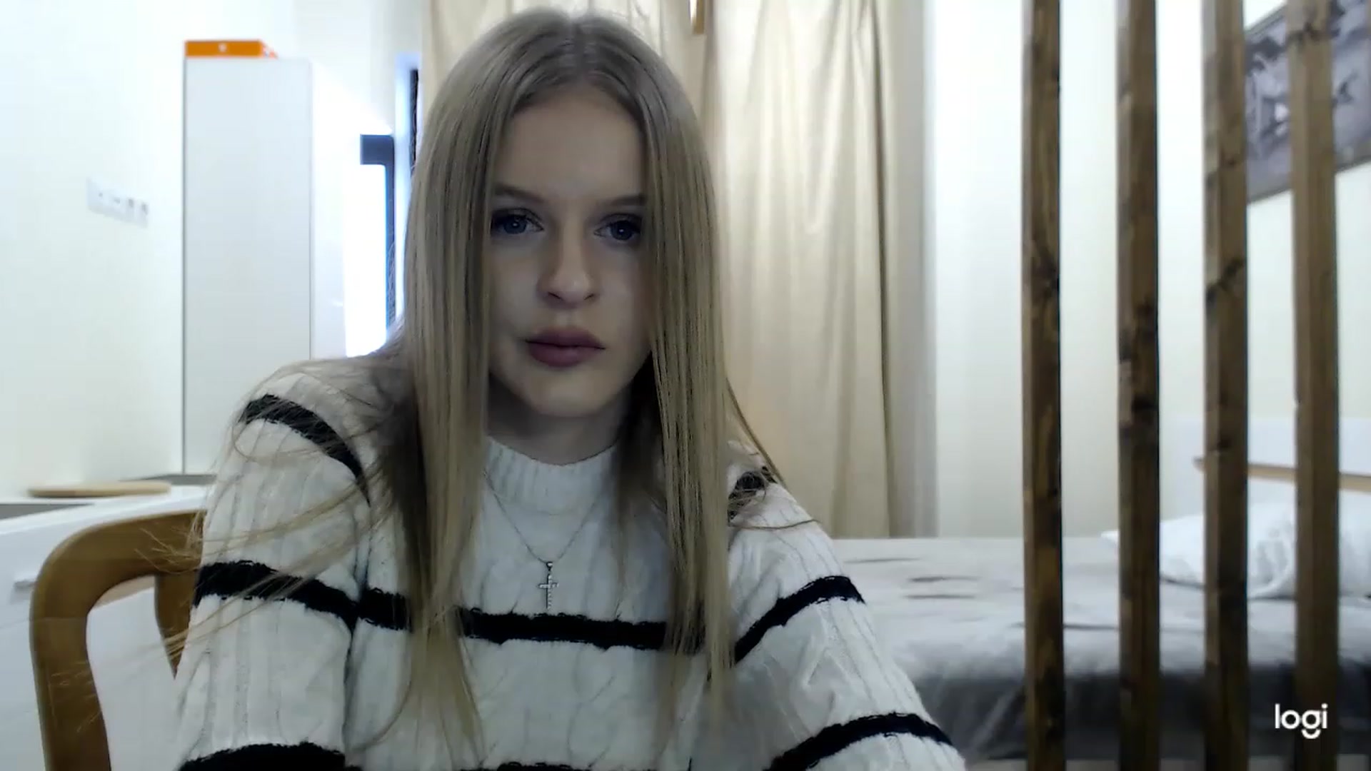 Gallery image thumbnail from MonicaBlondie's myfreecams stream on, 02/27/2023, 15:37 image 2 of 20