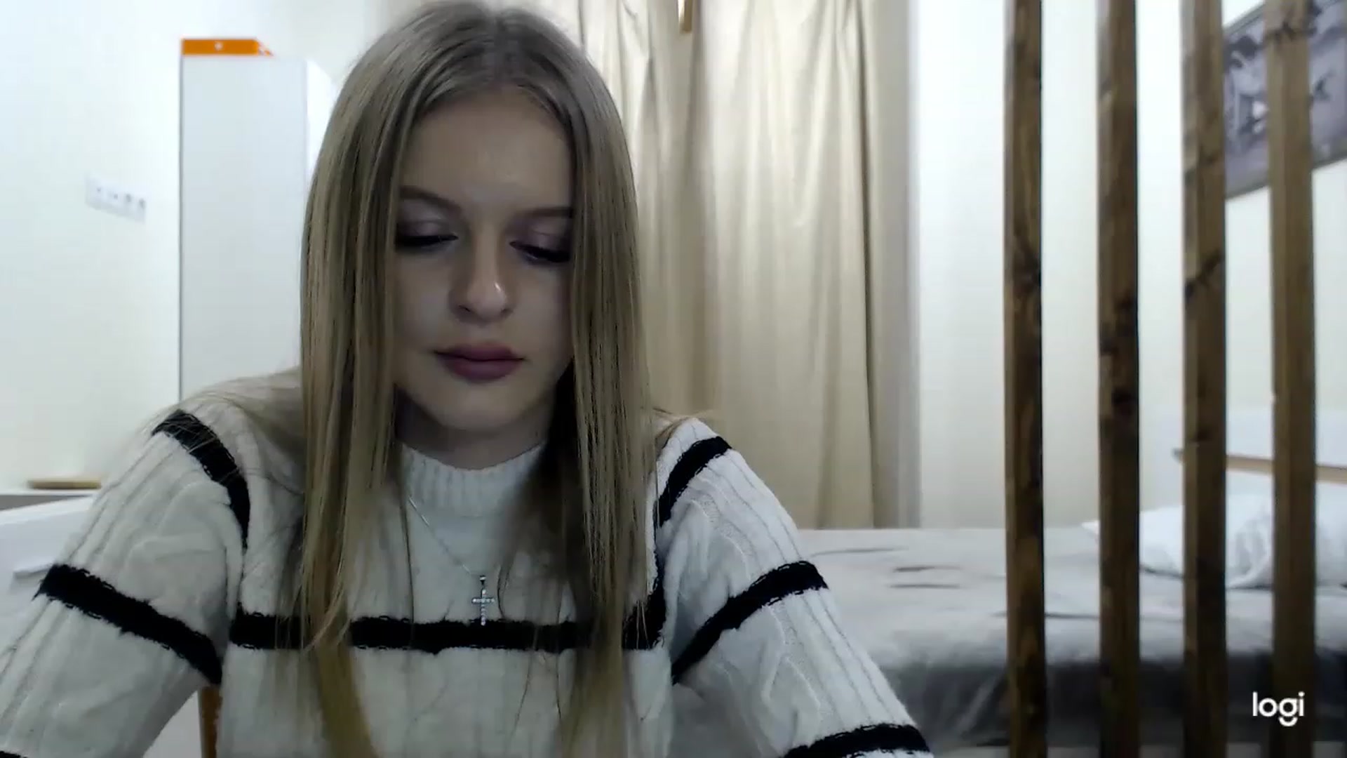 Gallery image thumbnail from MonicaBlondie's myfreecams stream on, 02/27/2023, 16:38 image 5 of 20