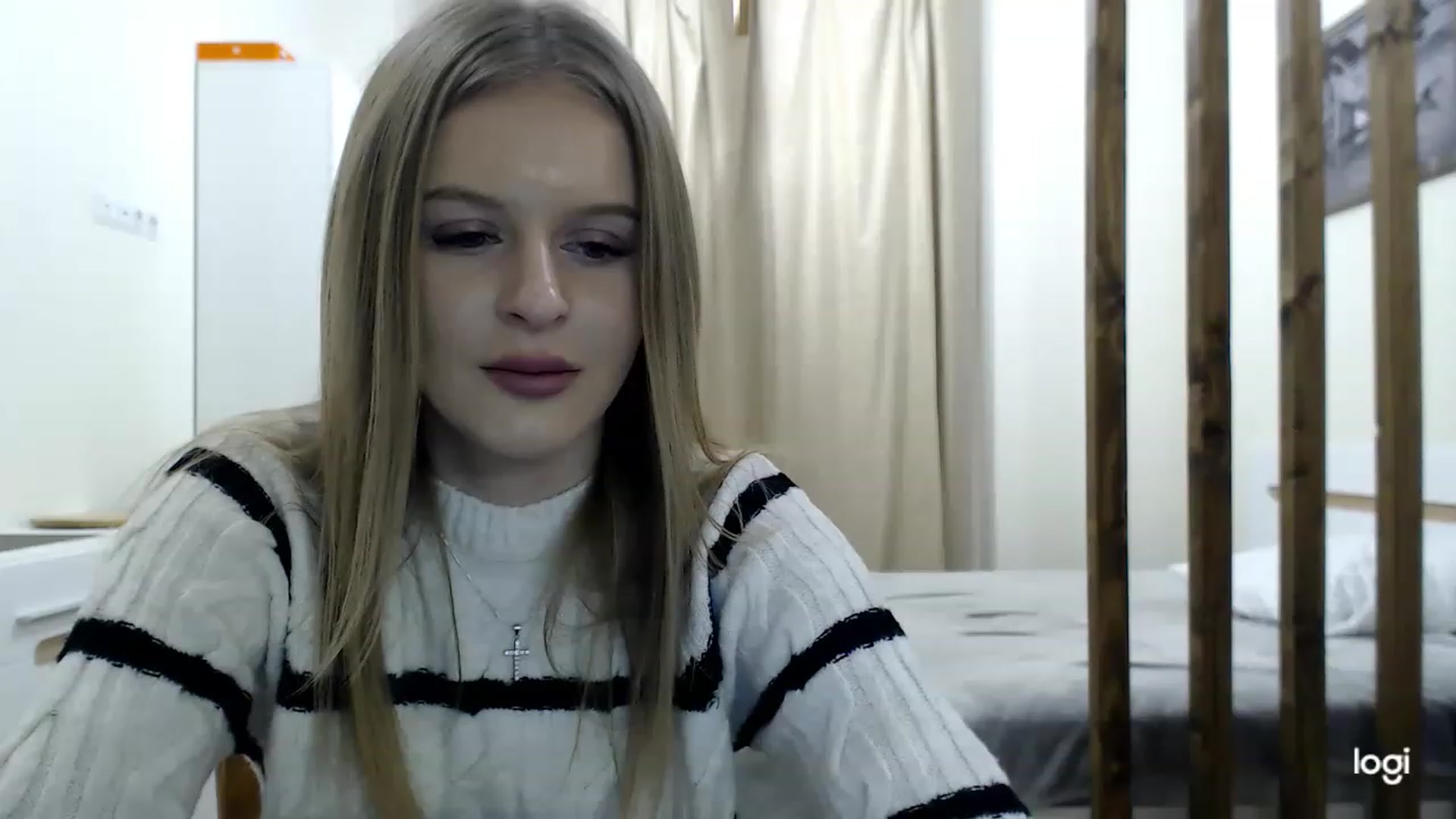 Gallery image thumbnail from MonicaBlondie's myfreecams stream on, 02/27/2023, 16:38 image 2 of 20