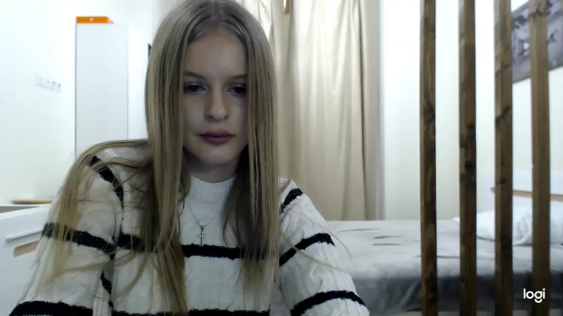Gallery image thumbnail from MonicaBlondie's myfreecams stream on, 02/27/2023, 16:38 image 12 of 20