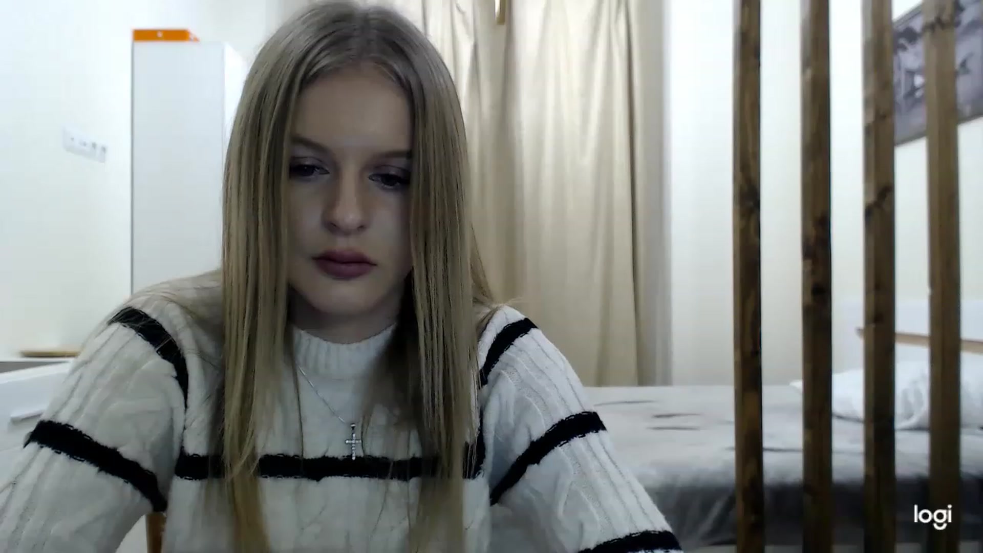 Gallery image thumbnail from MonicaBlondie's myfreecams stream on, 02/27/2023, 16:38 image 8 of 20
