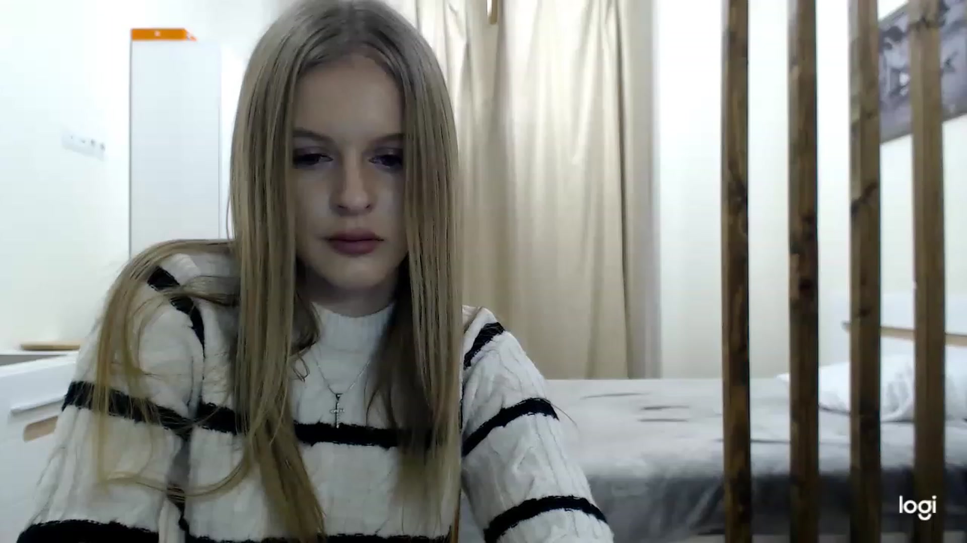 Gallery image thumbnail from MonicaBlondie's myfreecams stream on, 02/27/2023, 16:38 image 17 of 20