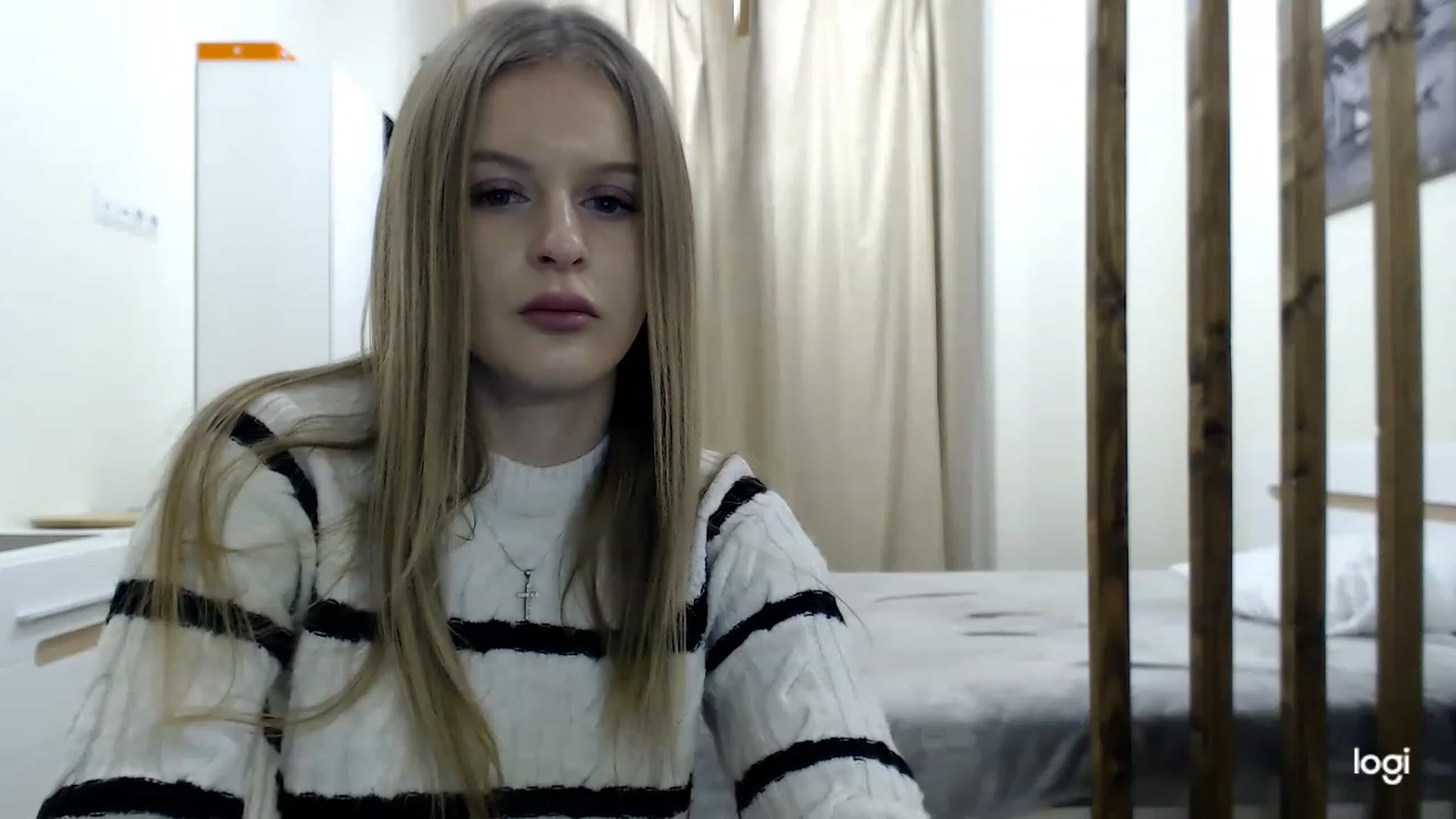 Gallery image thumbnail from MonicaBlondie's myfreecams stream on, 02/27/2023, 16:38 image 16 of 20