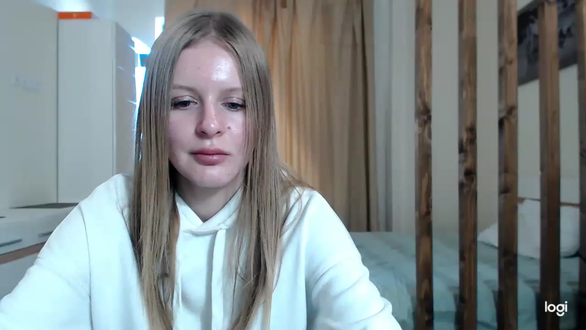 Gallery image thumbnail from MonicaBlondie's myfreecams stream on, 03/04/2023, 14:29 image 14 of 20
