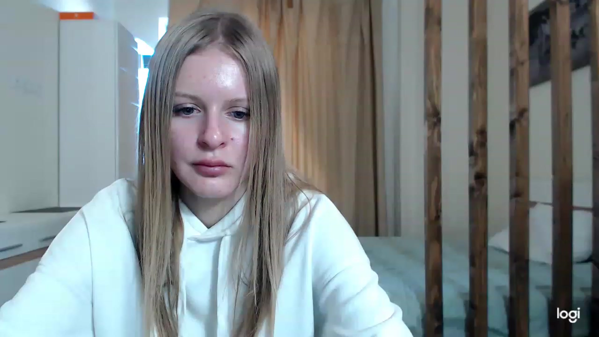 Gallery image thumbnail from MonicaBlondie's myfreecams stream on, 03/04/2023, 14:29 image 10 of 20