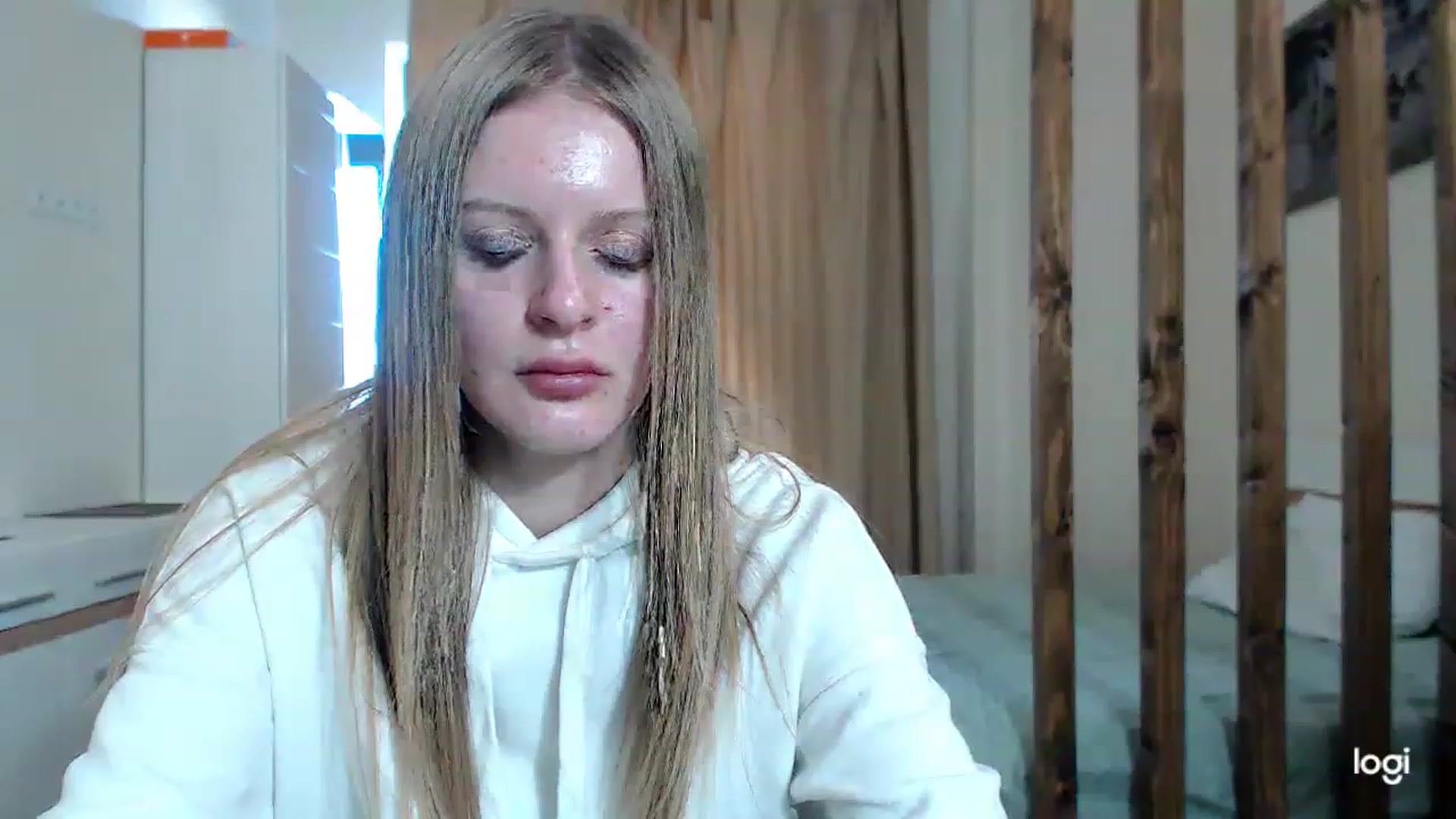 Gallery image thumbnail from MonicaBlondie's myfreecams stream on, 03/04/2023, 14:29 image 17 of 20