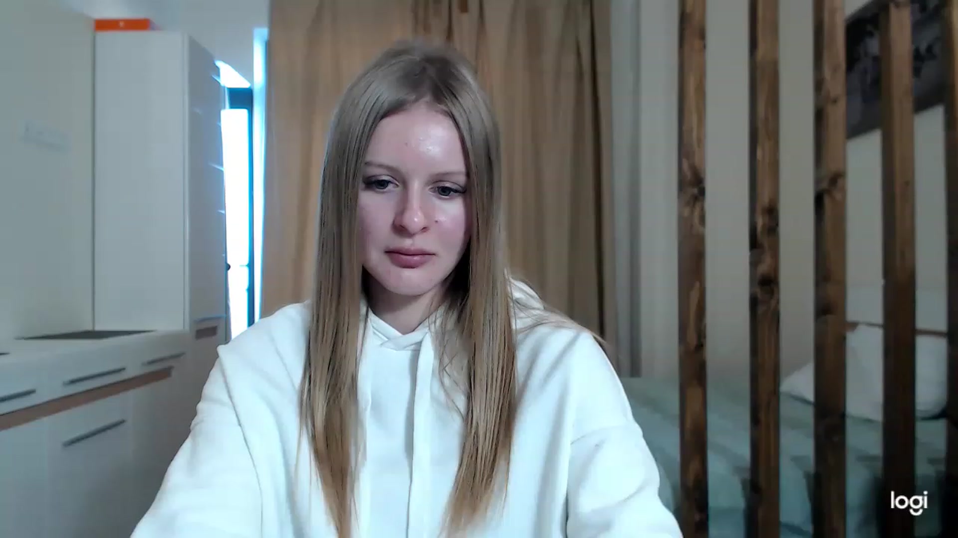 Gallery image thumbnail from MonicaBlondie's myfreecams stream on, 03/04/2023, 15:09 image 15 of 20