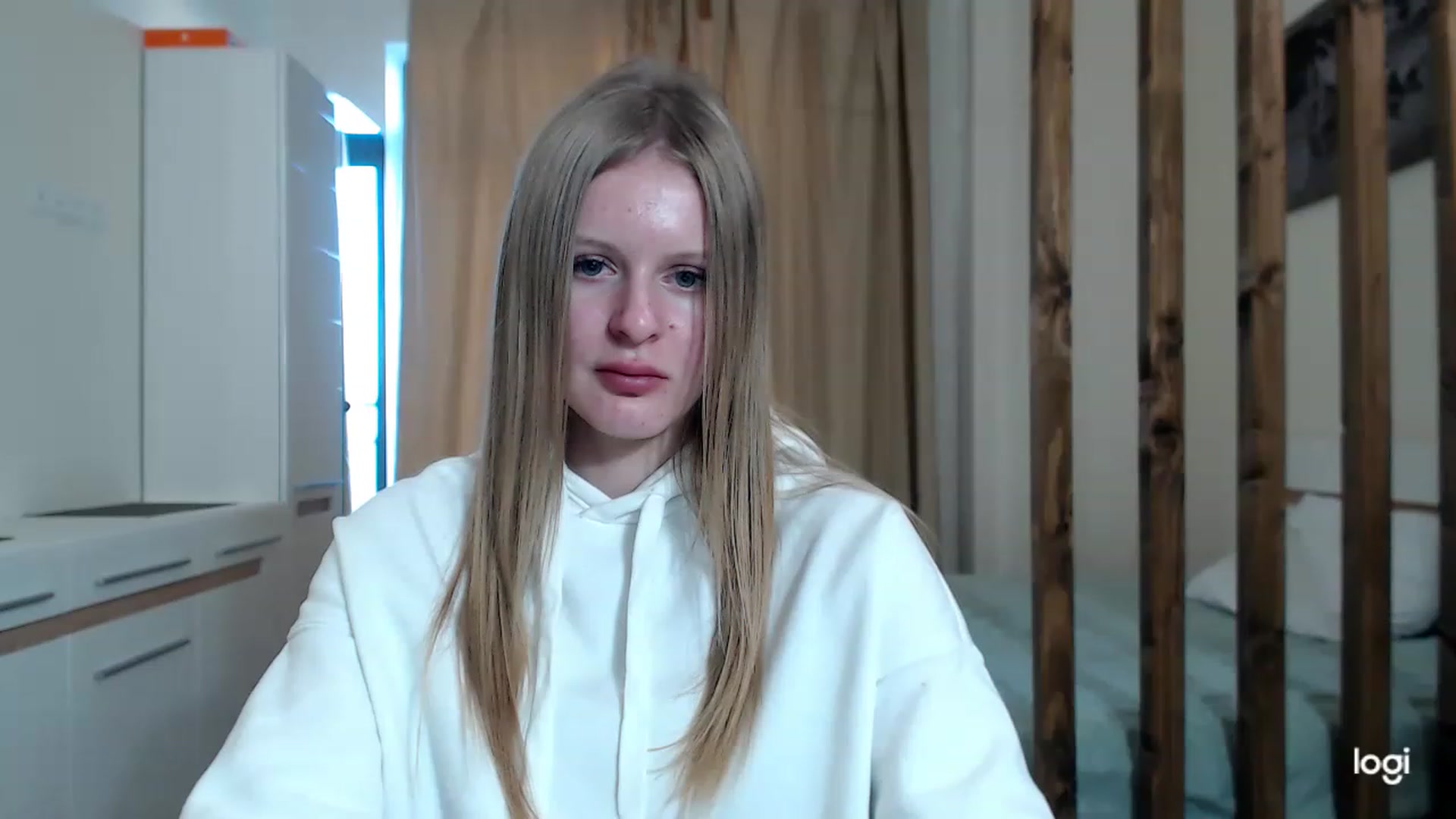 Gallery image thumbnail from MonicaBlondie's myfreecams stream on, 03/04/2023, 15:09 image 6 of 20