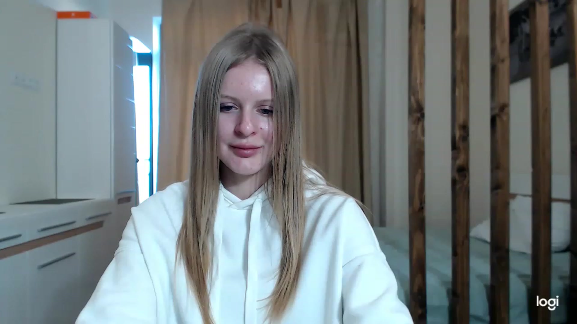 Gallery image thumbnail from MonicaBlondie's myfreecams stream on, 03/04/2023, 15:09 image 9 of 20