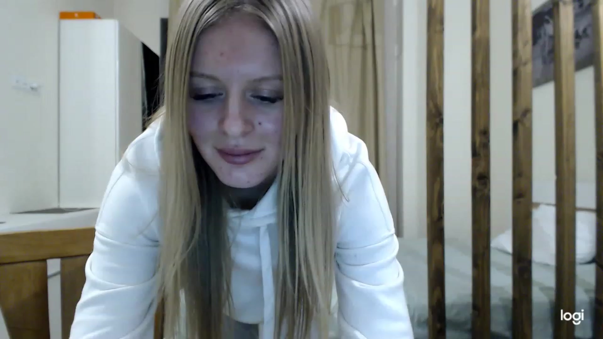 Gallery image thumbnail from MonicaBlondie's myfreecams stream on, 03/04/2023, 18:08 image 8 of 20