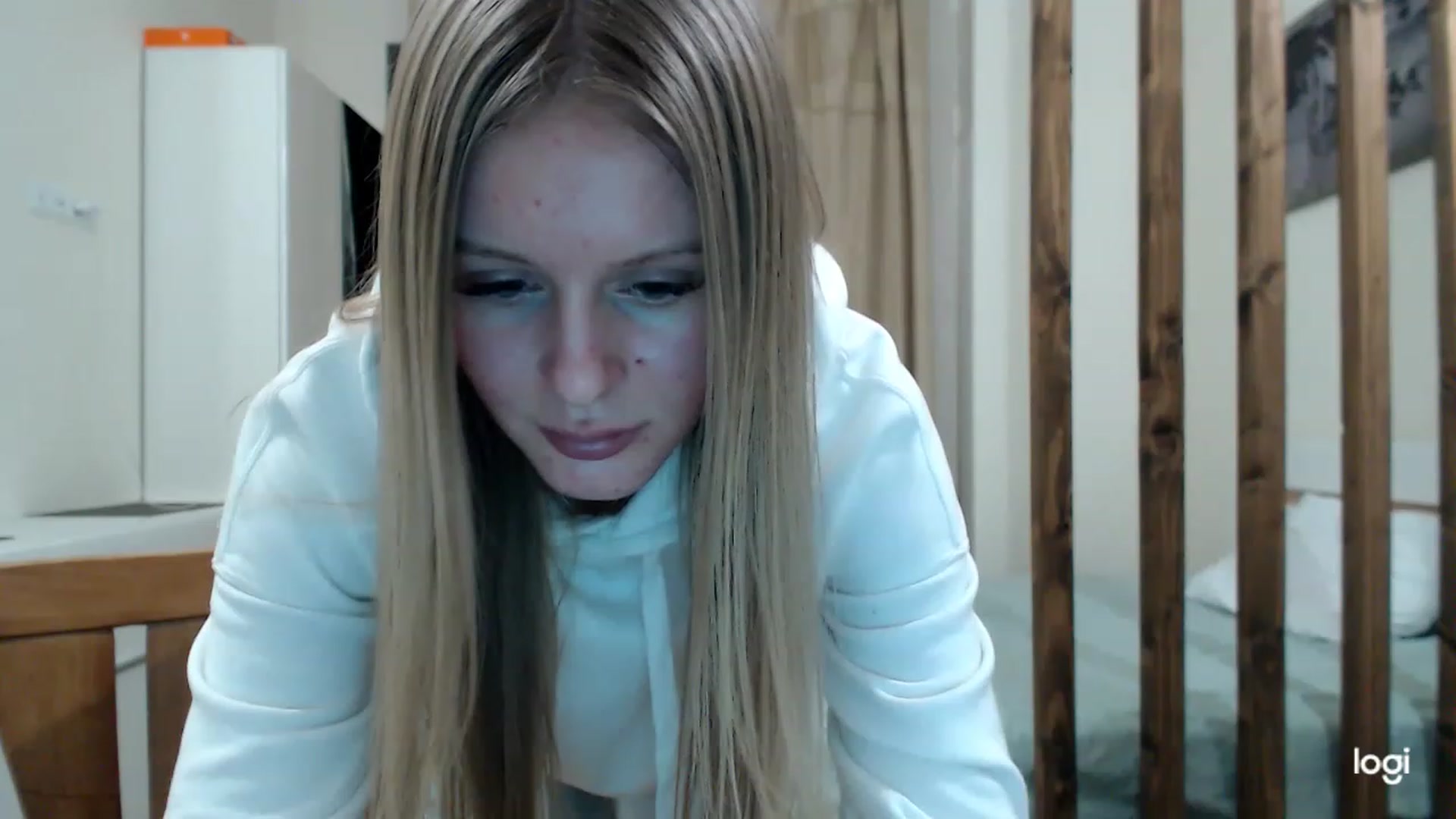 Gallery image thumbnail from MonicaBlondie's myfreecams stream on, 03/04/2023, 18:08 image 10 of 20