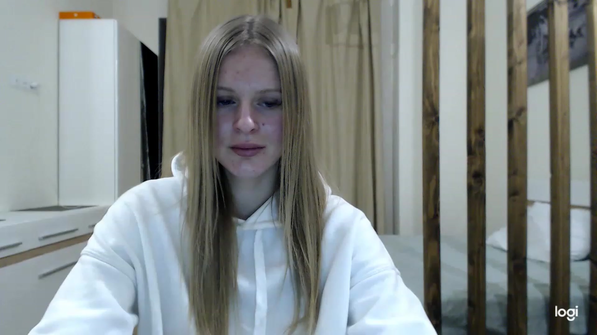Gallery image thumbnail from MonicaBlondie's myfreecams stream on, 03/04/2023, 18:08 image 14 of 20