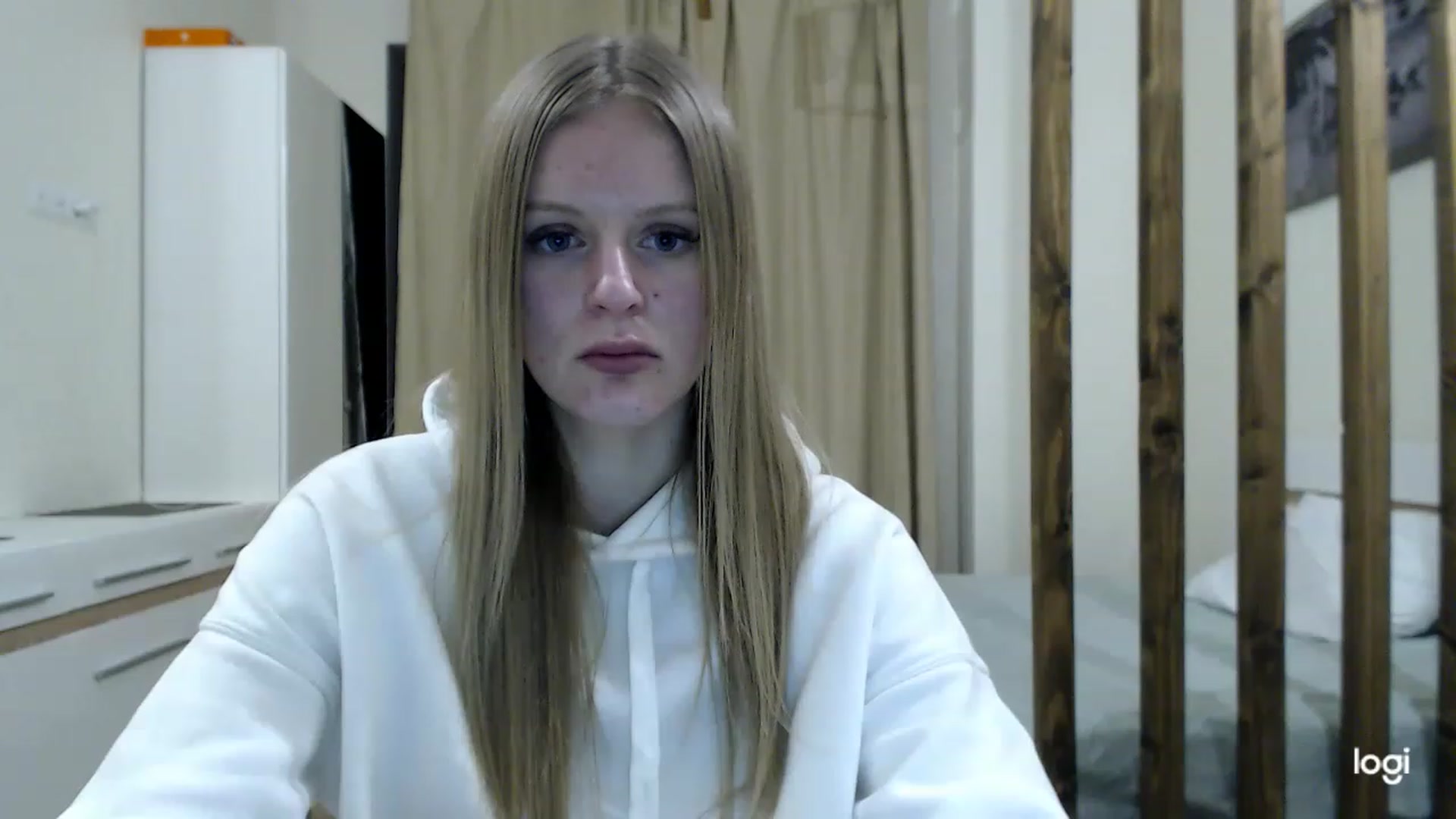 Gallery image thumbnail from MonicaBlondie's myfreecams stream on, 03/04/2023, 18:08 image 15 of 20