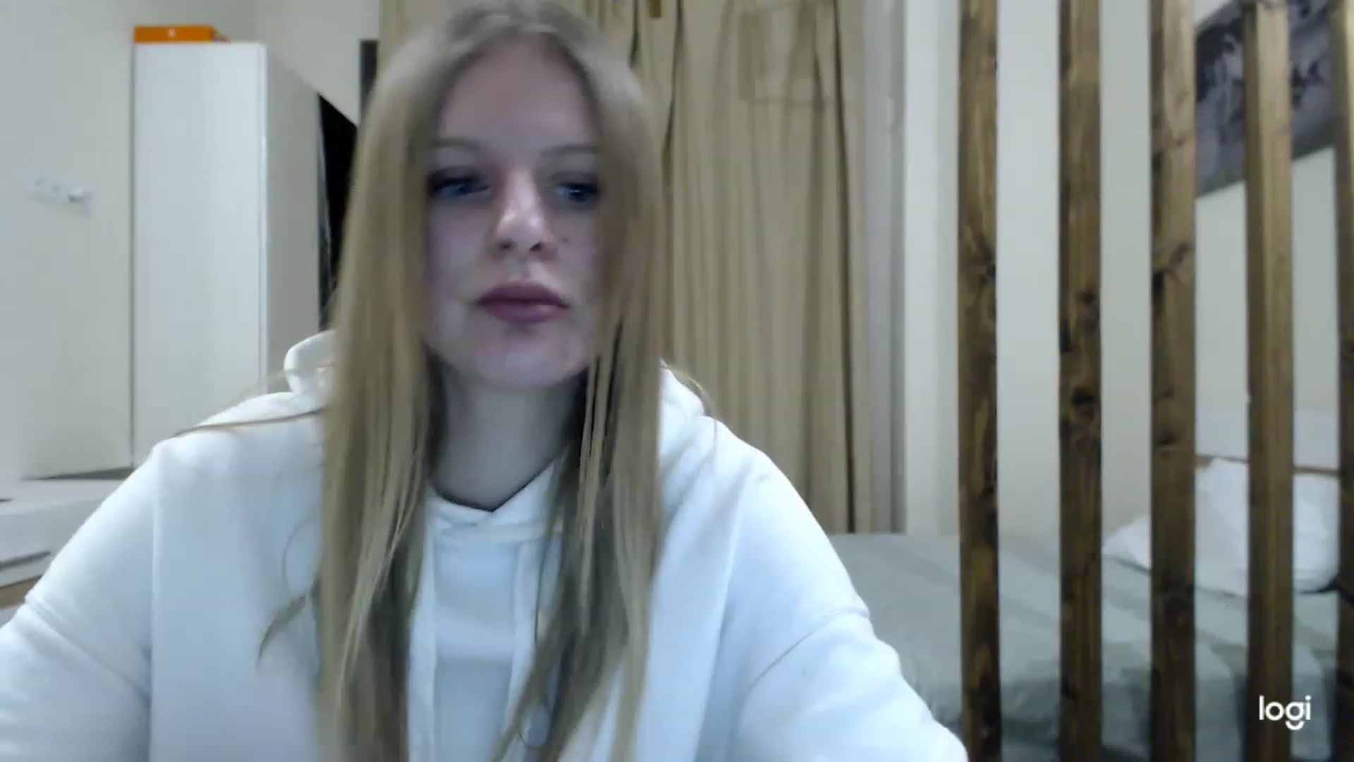 Gallery image thumbnail from MonicaBlondie's myfreecams stream on, 03/04/2023, 18:40 image 11 of 20