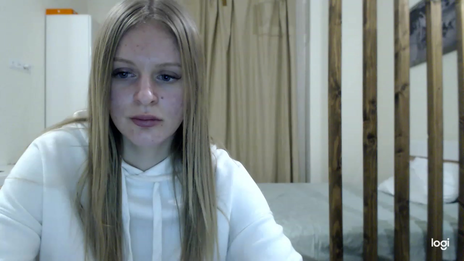 Gallery image thumbnail from MonicaBlondie's myfreecams stream on, 03/04/2023, 18:40 image 18 of 20